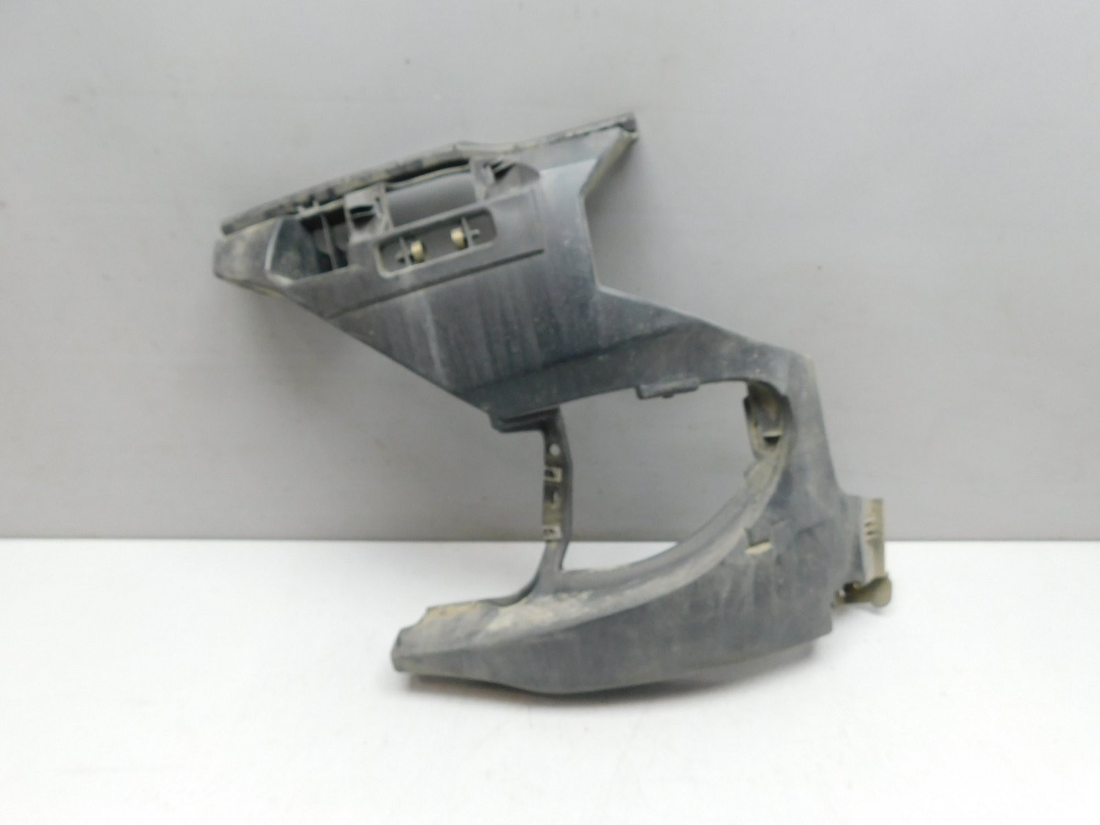 Кронштейн фары противотуманной л BMW 5-серия F10/F11 2009>