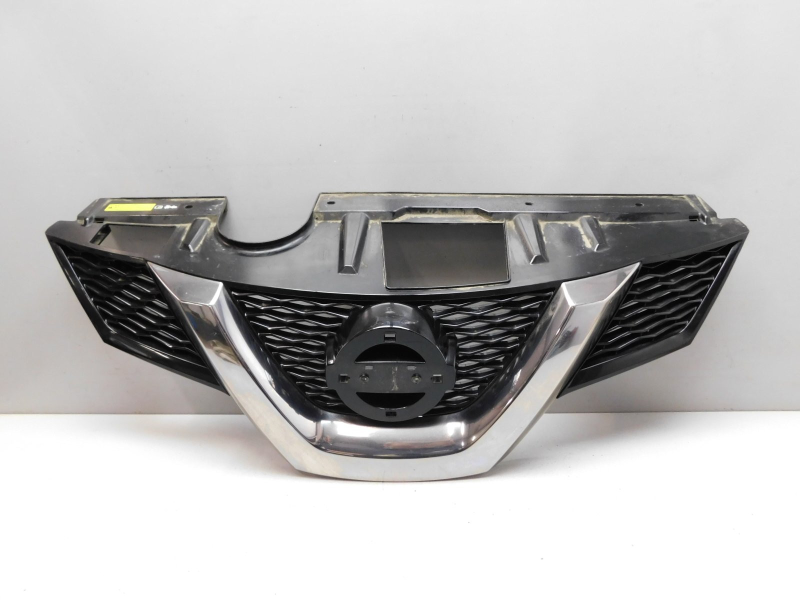 Решетка радиатора Nissan X-Trail (T32) 2014>