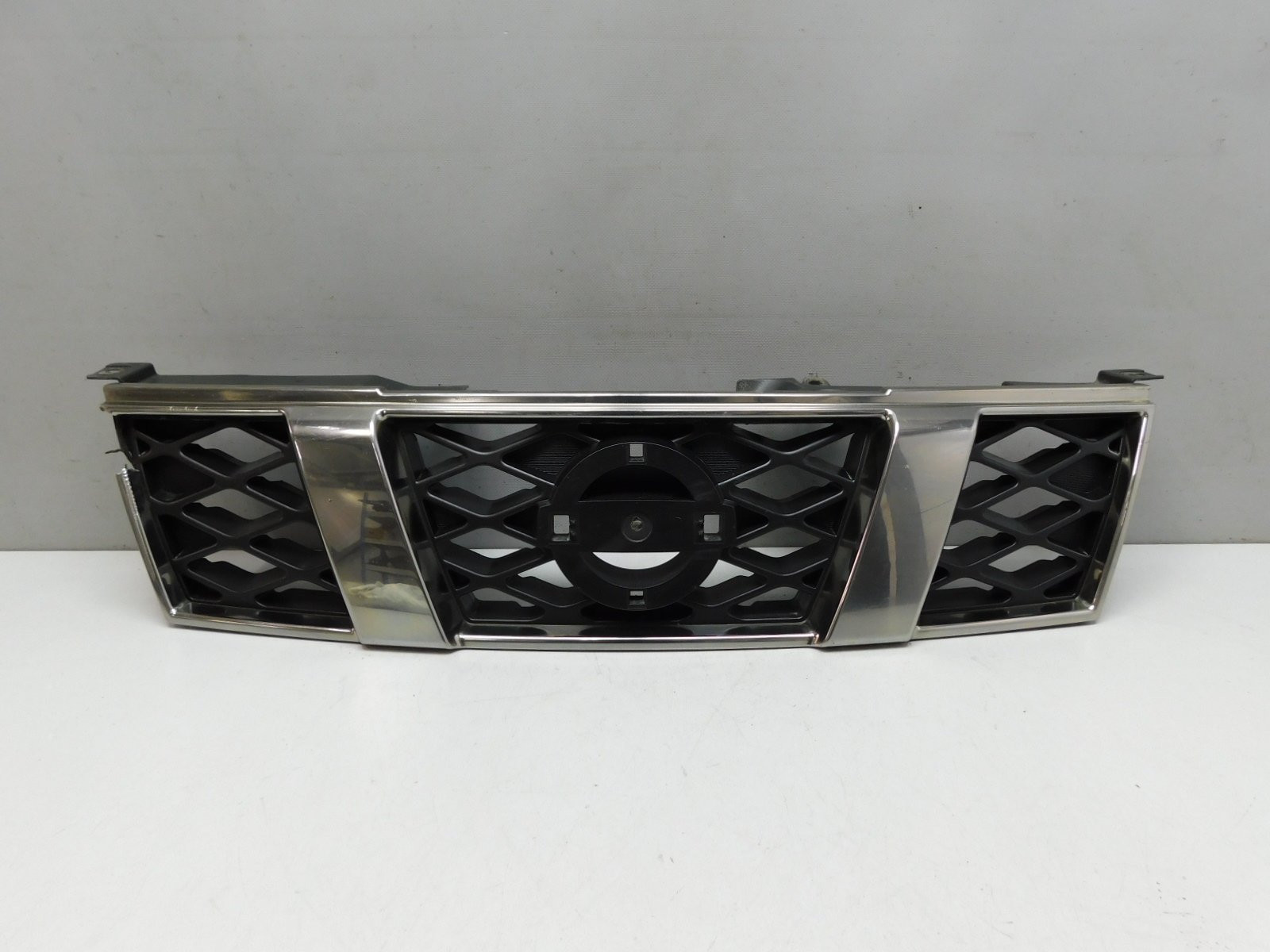 Решетка радиатора Nissan X-Trail (T31) 2007-2014