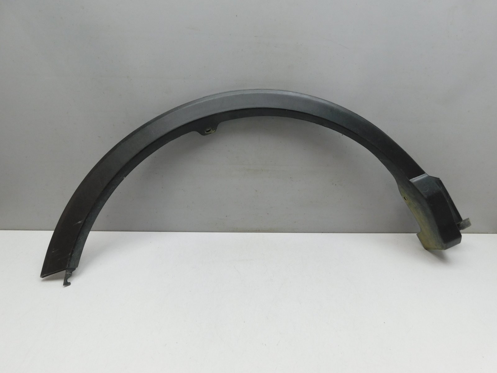 Накладка крыла заднего  правого Toyota RAV 4 2013-2019