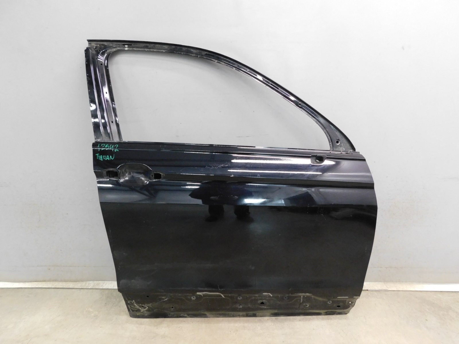 Дверь передняя правая Volkswagen Tiguan 2017>