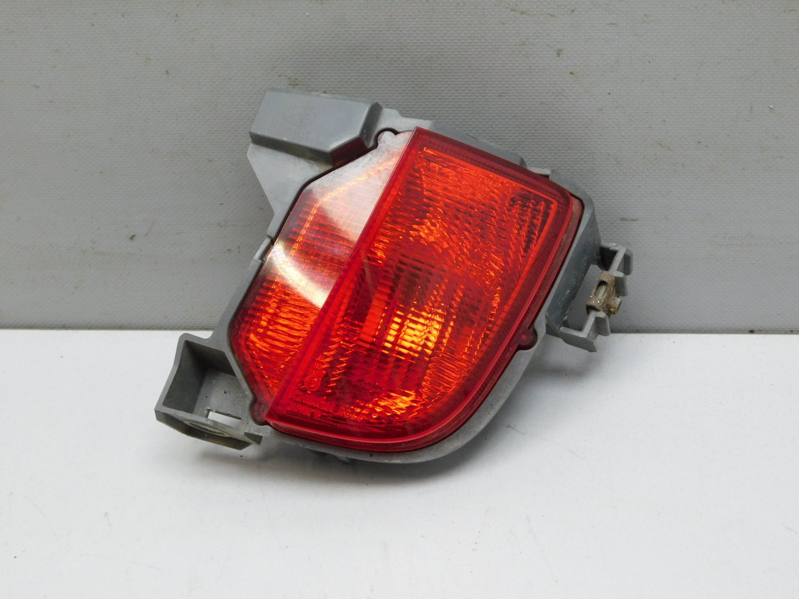 Фонарь задний в бампер правый Subaru Legacy IV(B13) 2003-2009