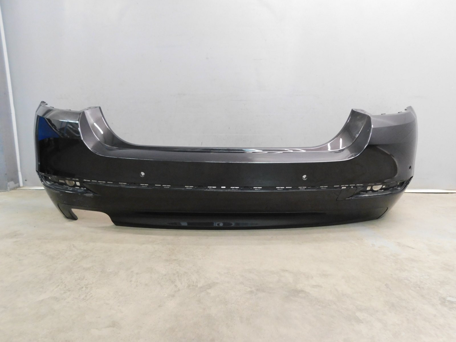 Бампер задний BMW 5-серия F10/F11 2009>