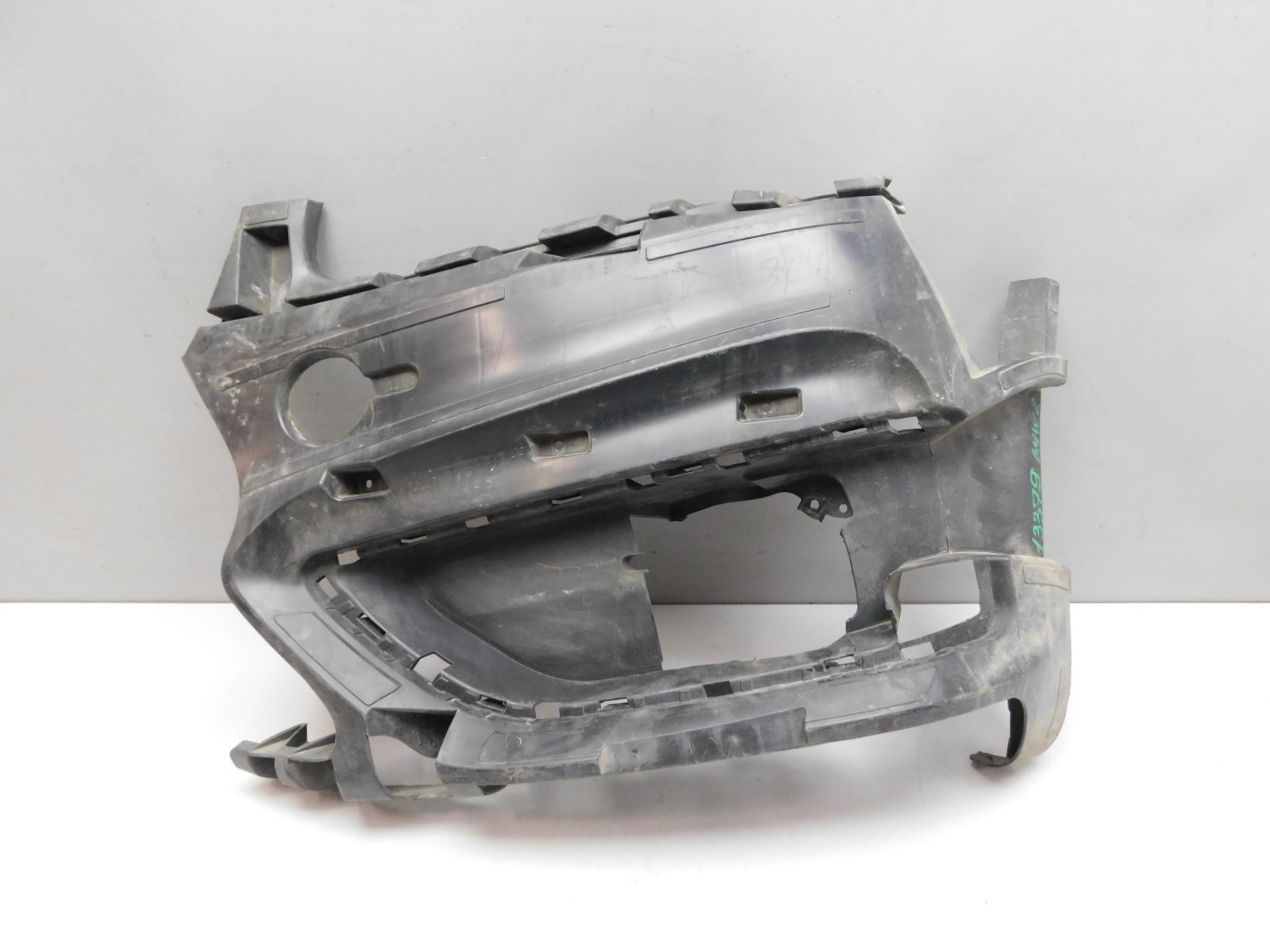 Кронштейн противотуманной фары BMW 2-серия F45/F46 Tourer 2015>