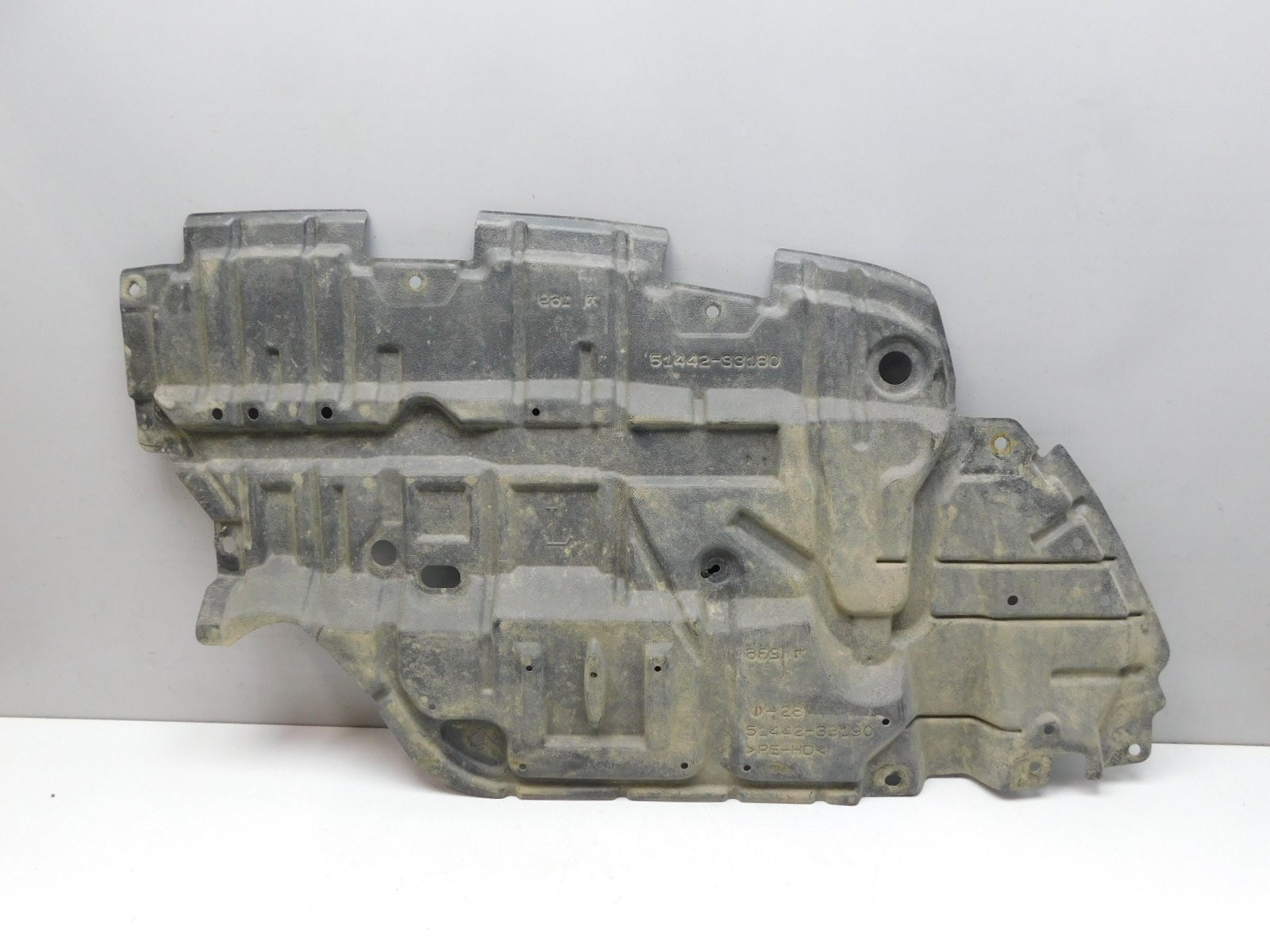 Пыльник Toyota Camry V50 2011-2018