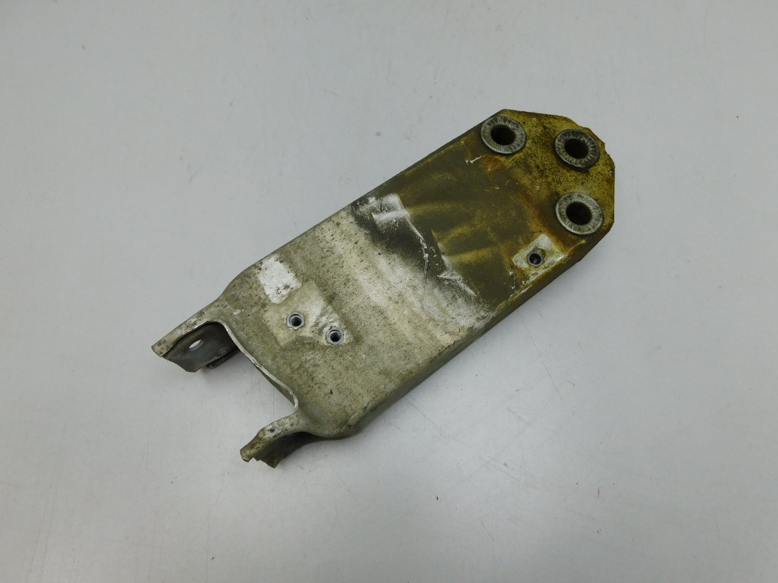 Кронштейн усилителя переднего ба BMW GT F07 2008>