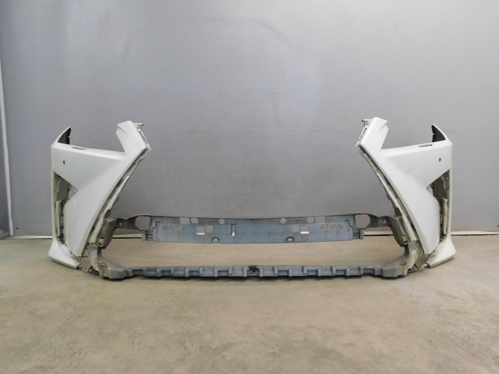 Бампер передний Lexus RX IV 2015>