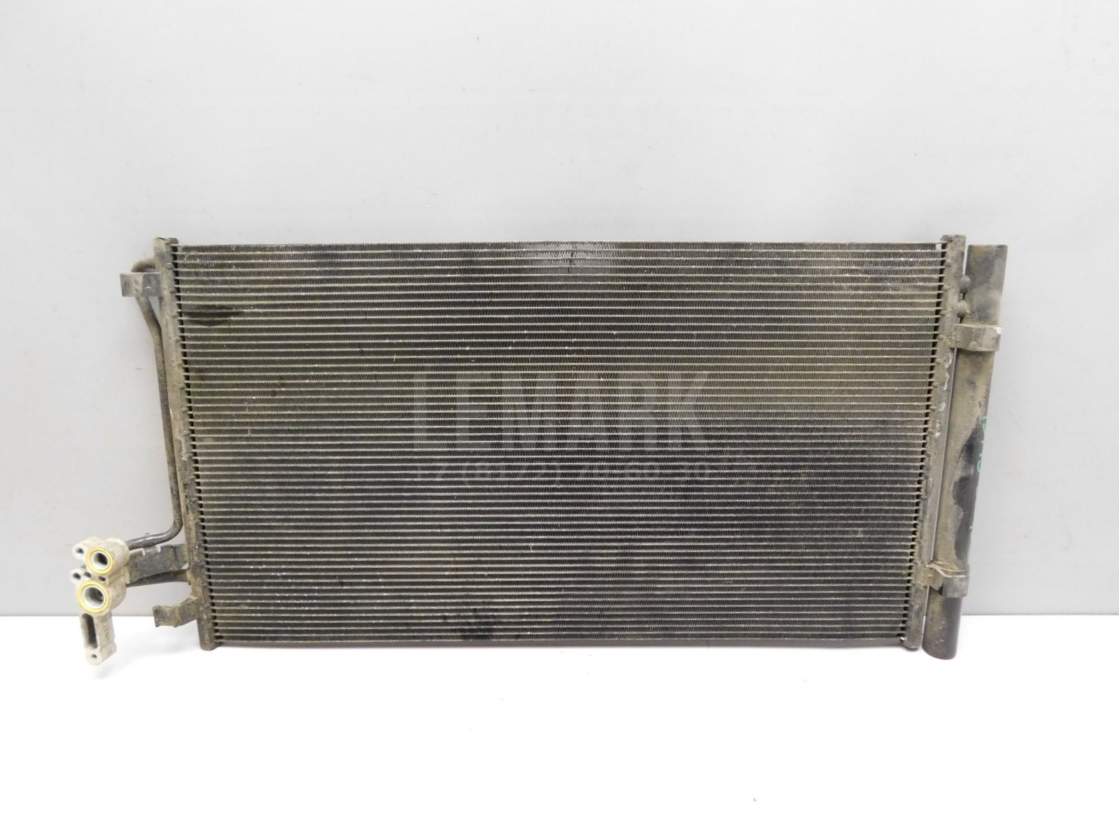 Радиатор кондиционера Land Rover Range Rover Evoque 2011-2019 GJ3219710AA