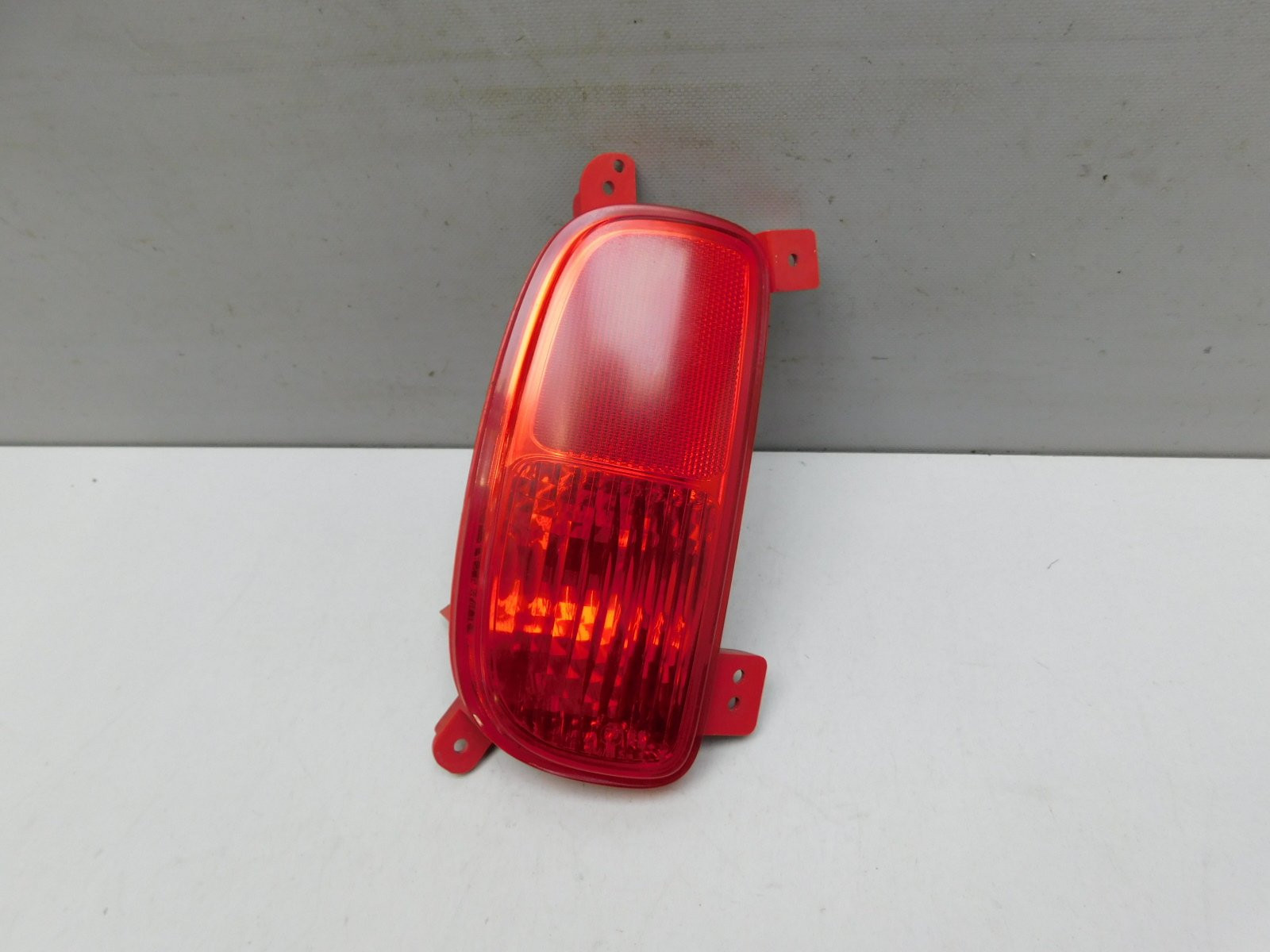 Фонарь задний в бампер левый Kia Sorento 2009>