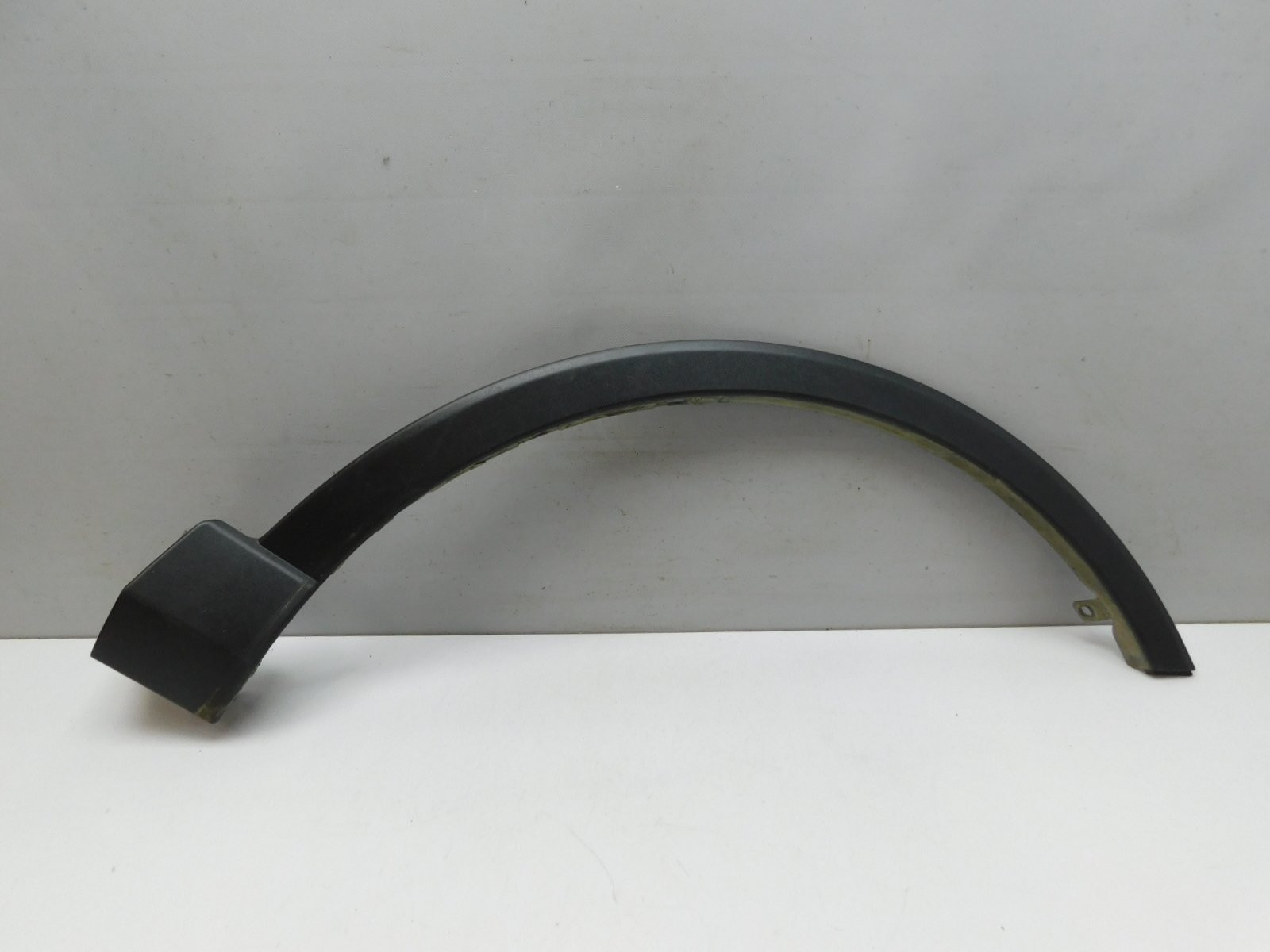 Накладка крыла переднего правого Toyota RAV 4 2013-2019