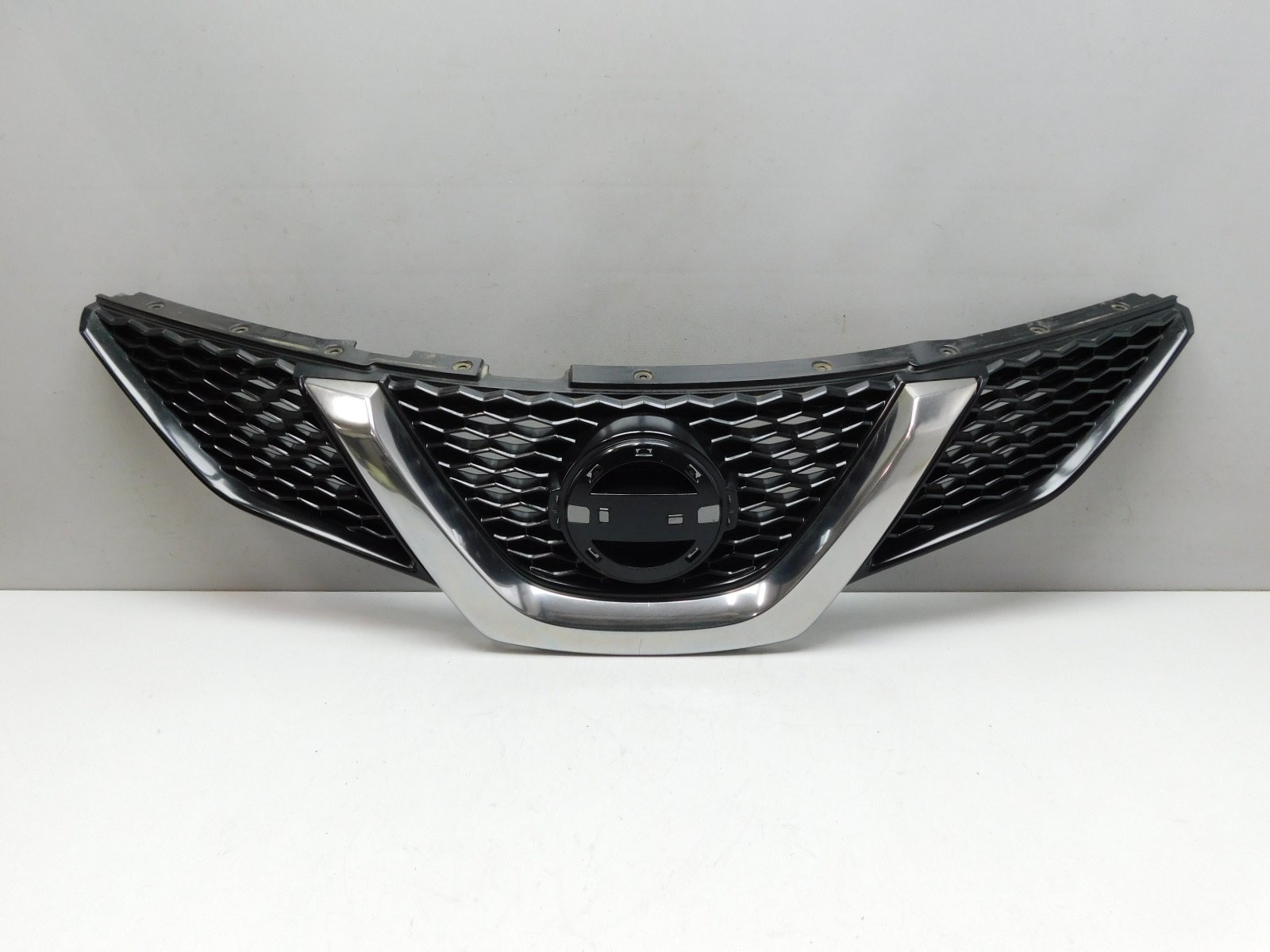 Решетка радиатора Nissan Qashqai (J11) 2014>