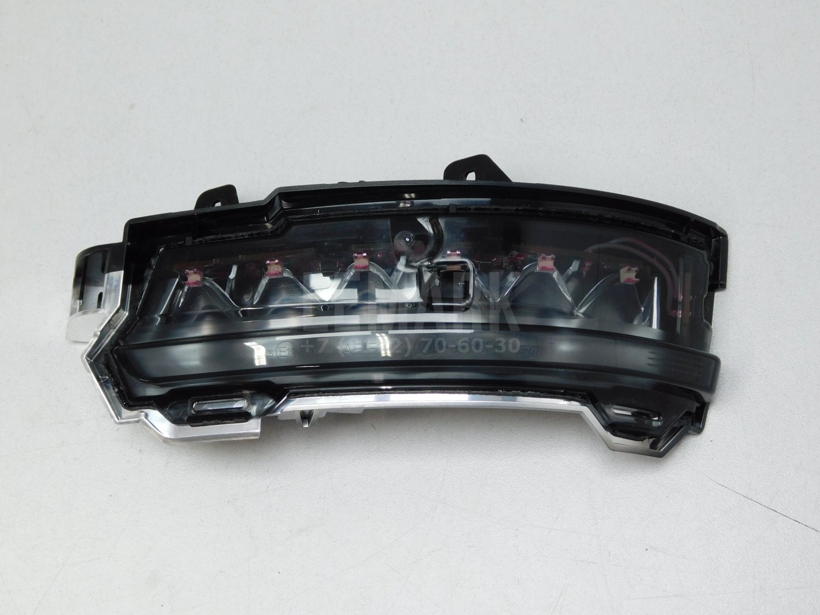 Повторитель указателя поворота Land Rover Range Rover Evoque 2011-2019 LR048352