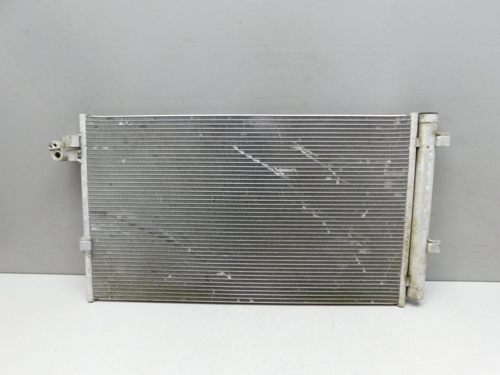 Радиатор кондиционера BMW 5-серия G30 2016>