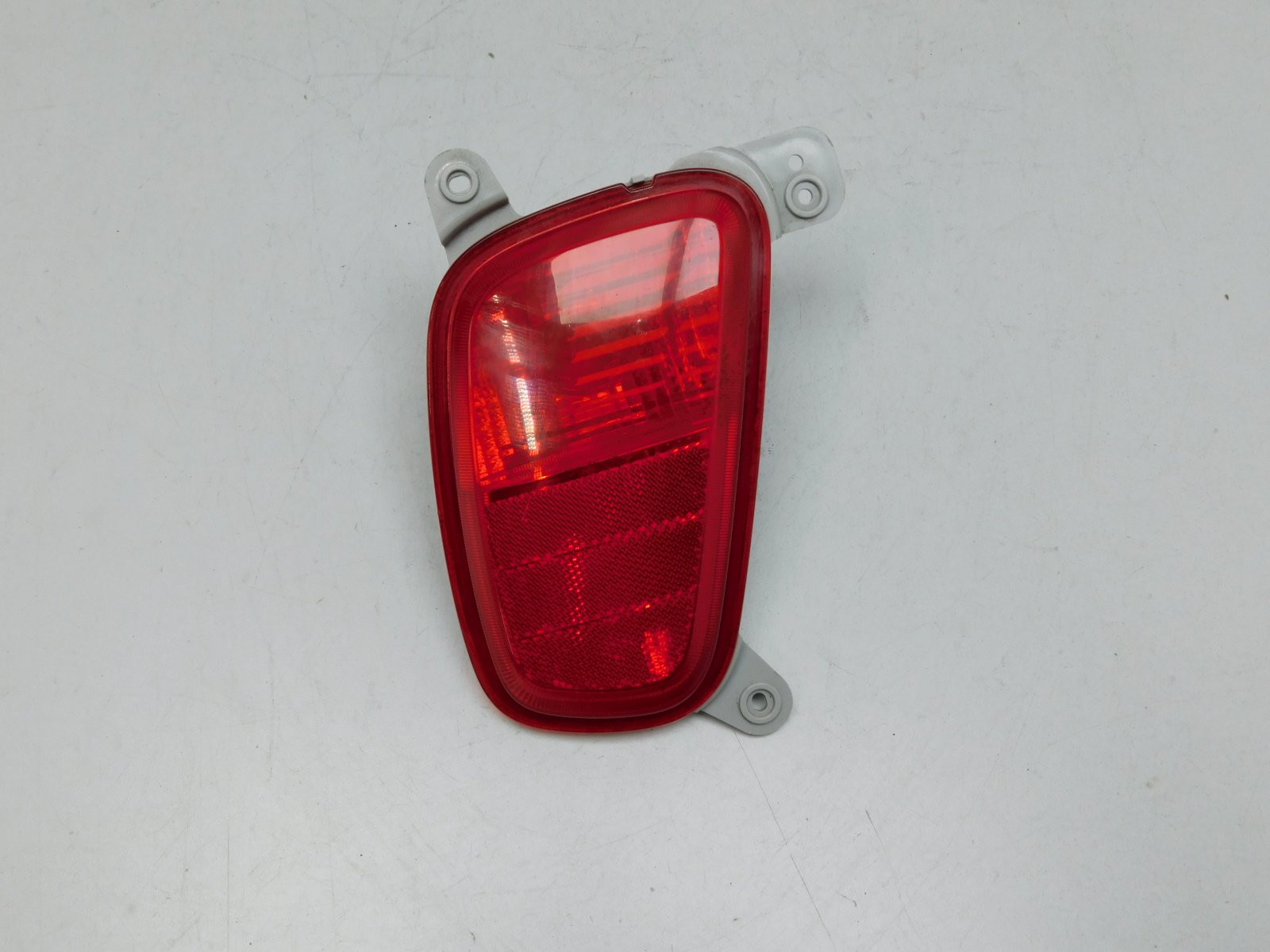 Фонарь задний в бампер левый Kia Picanto 2017>