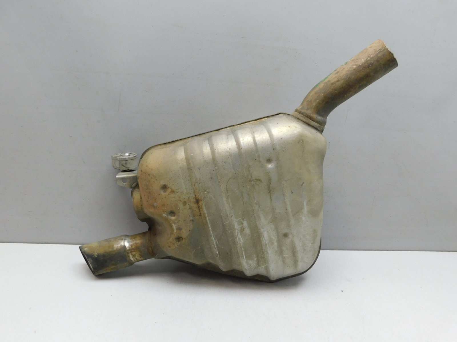 Глушитель Audi Q5 2008-2017