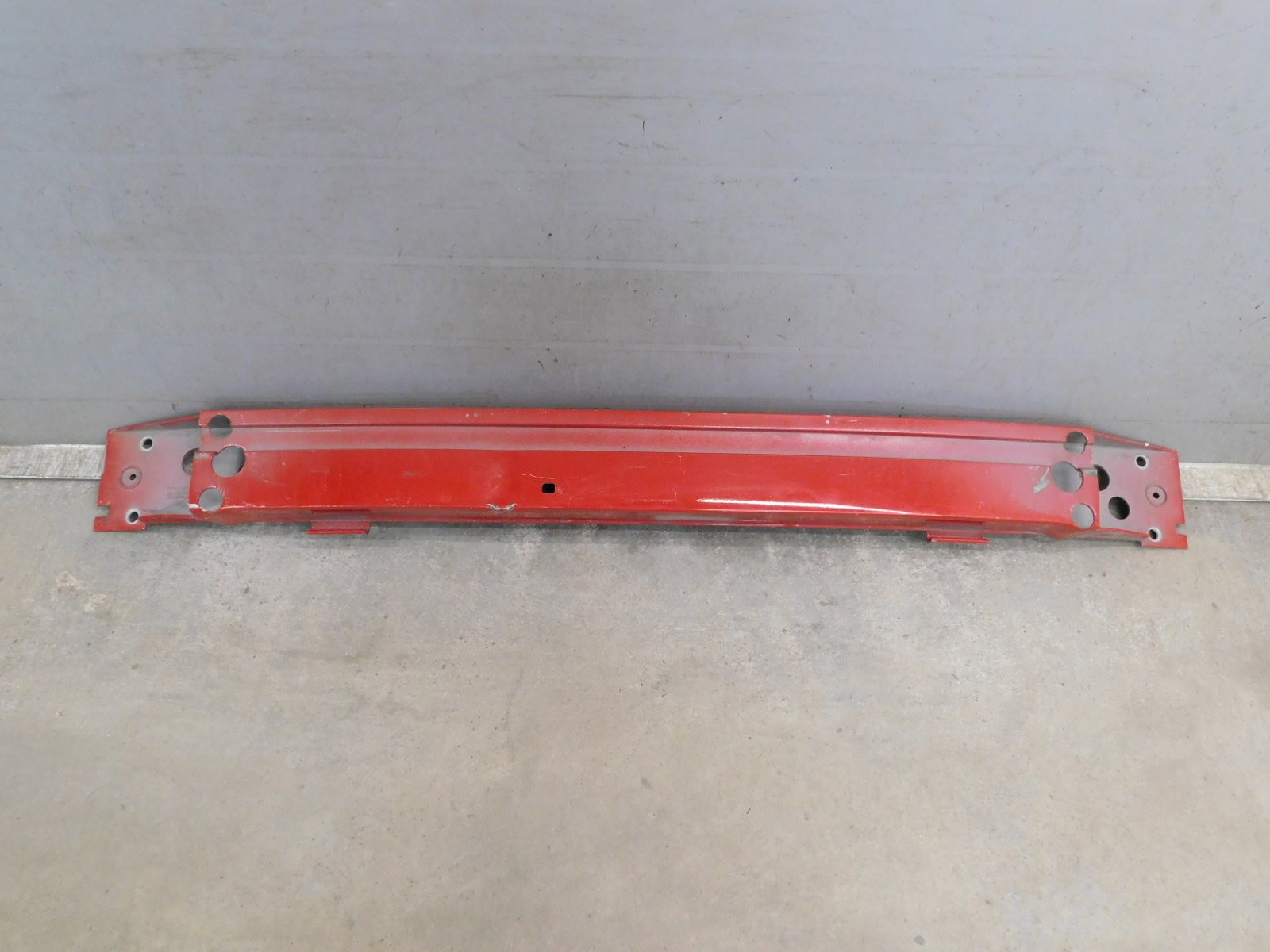 Усилитель переднего бампера Volvo XC90 2002-2015