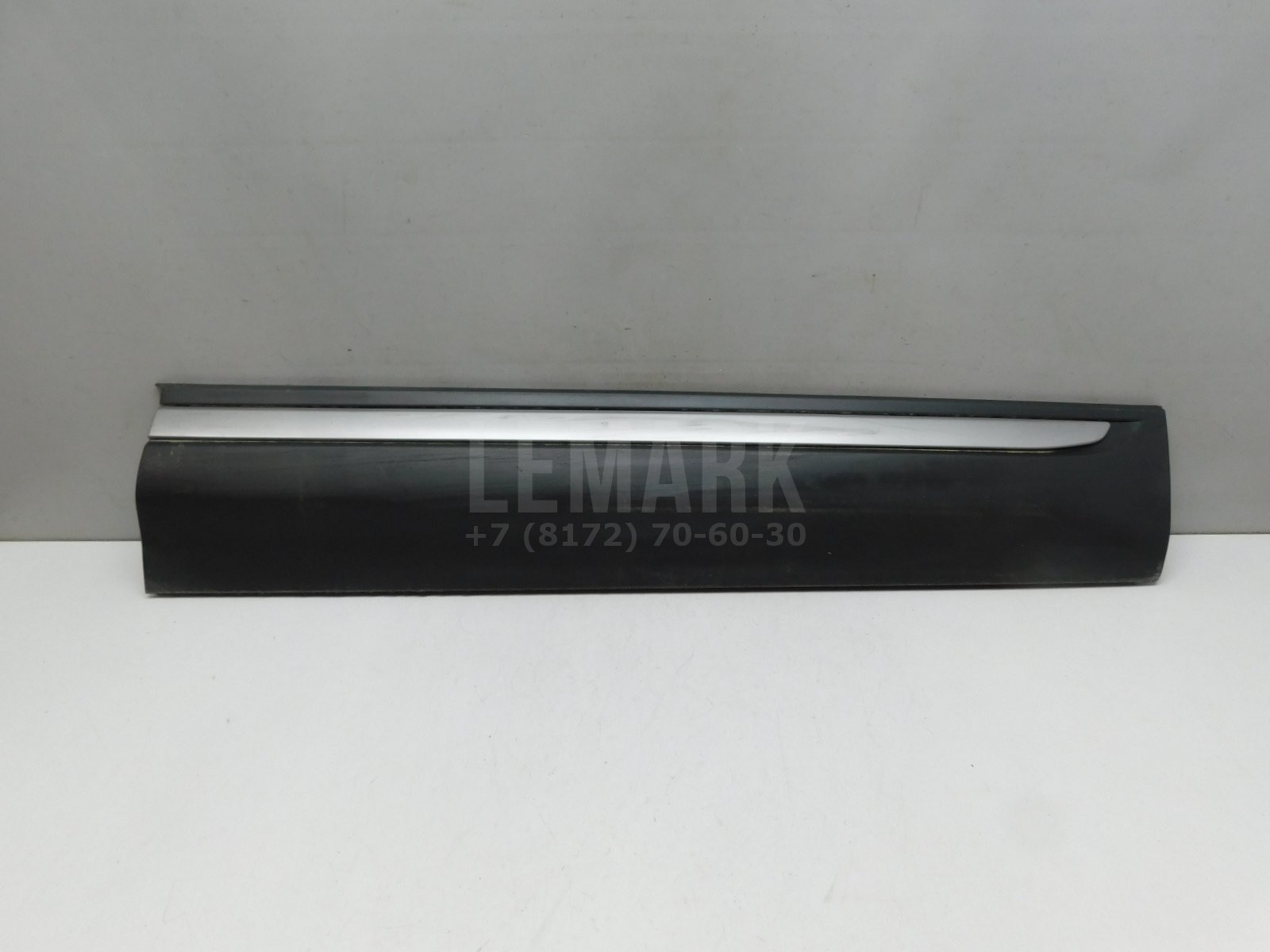 Накладка двери передней правой Land Rover Range Rover Evoque 2011-2019 BJ3221064BH