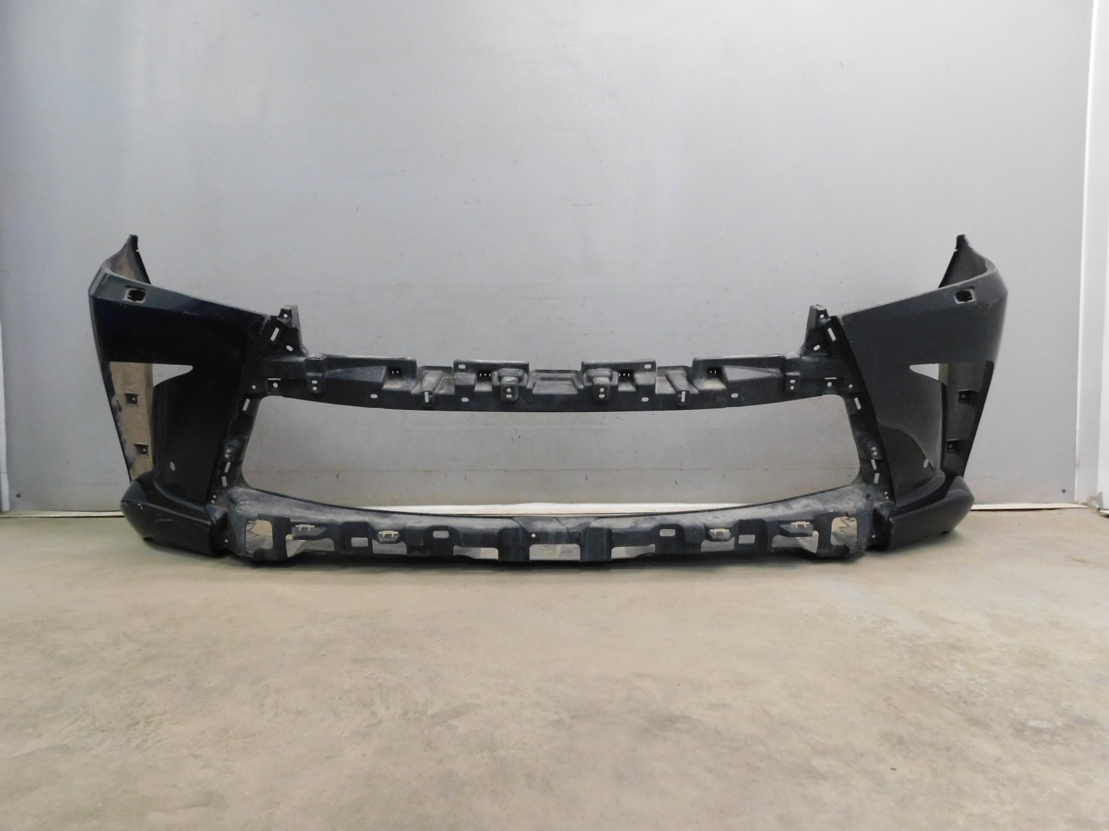 Бампер передний Lexus LX 570 (URJ200) 2007>