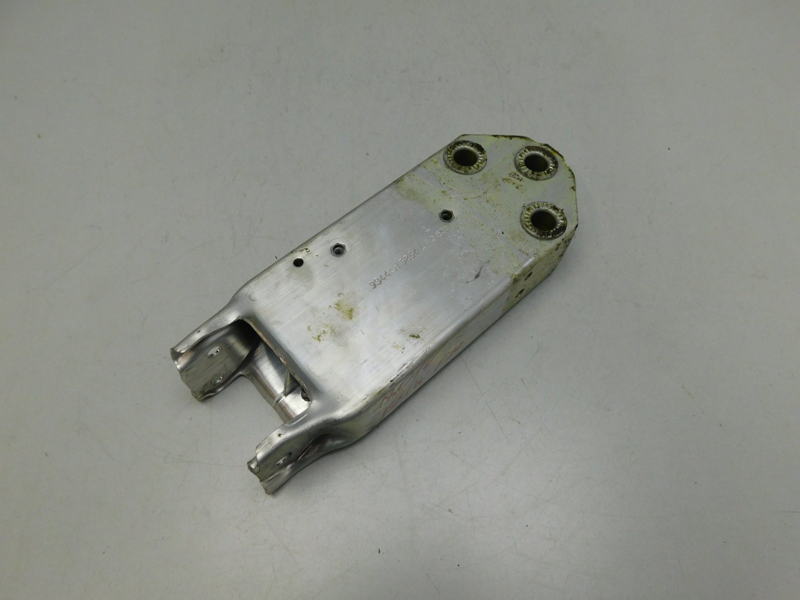 Кронштейн усилителя переднего ба BMW 5-серия F10/F11 2009>