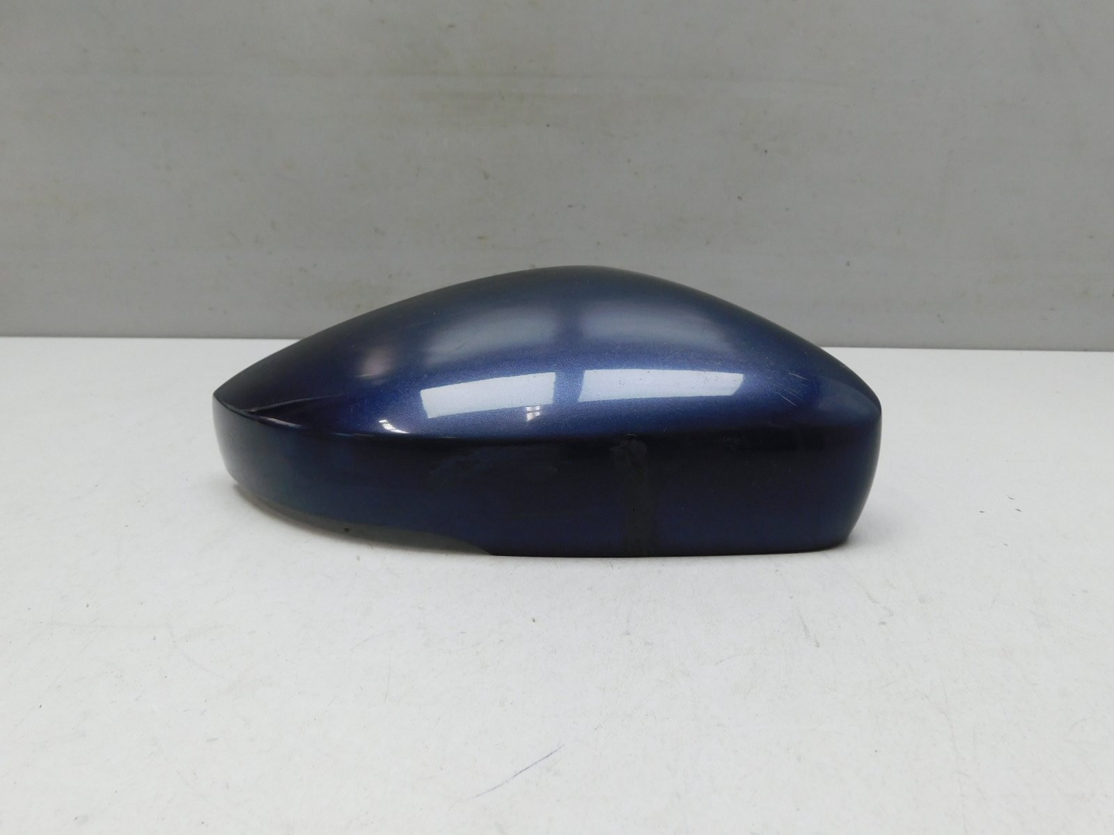 Накладка зеркала правого Volkswagen Polo Sedan 2011-2020