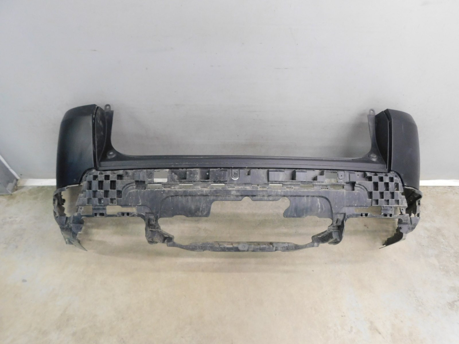 Бампер задний Land Rover Range Rover Sport 2013>