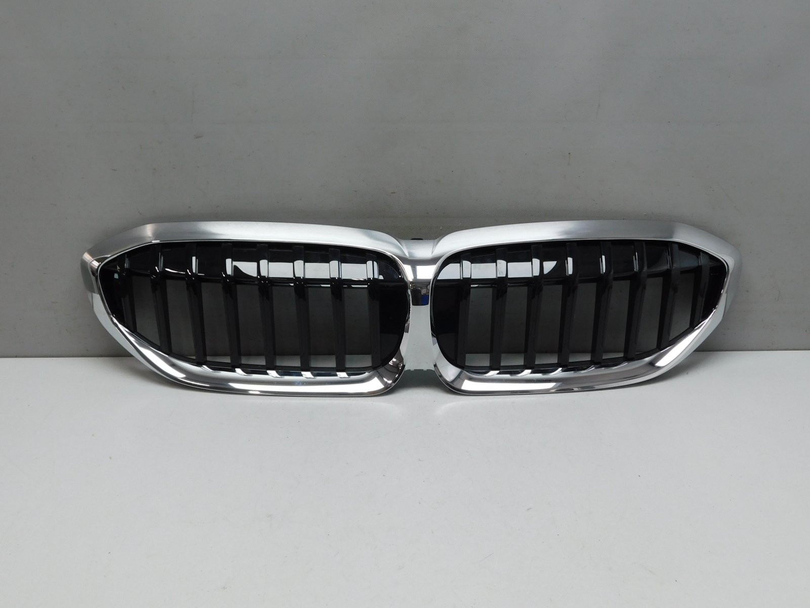 Решетка радиатора BMW 3-серия G20 2018>