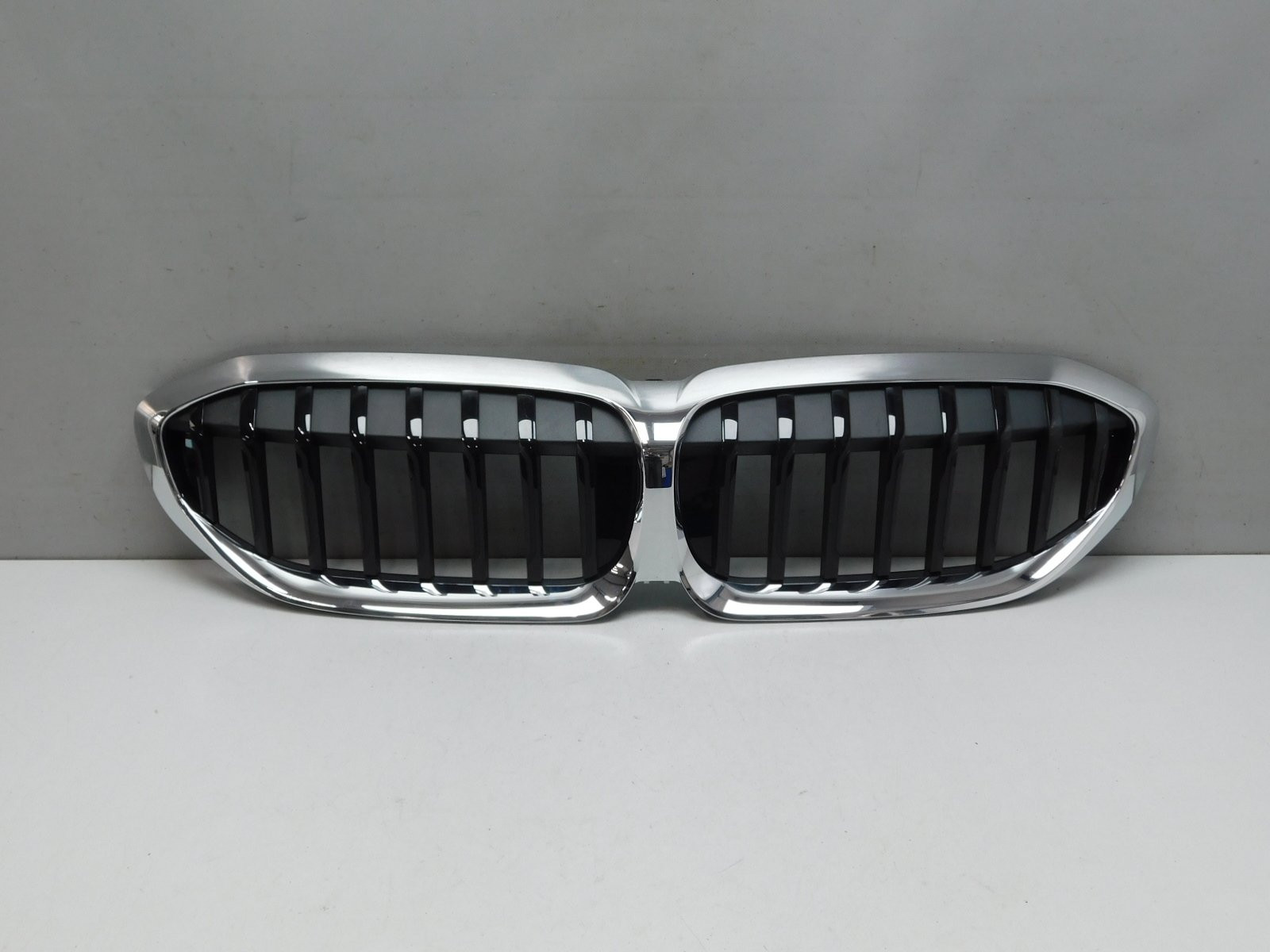 Решетка радиатора BMW 3-серия G20 2018>