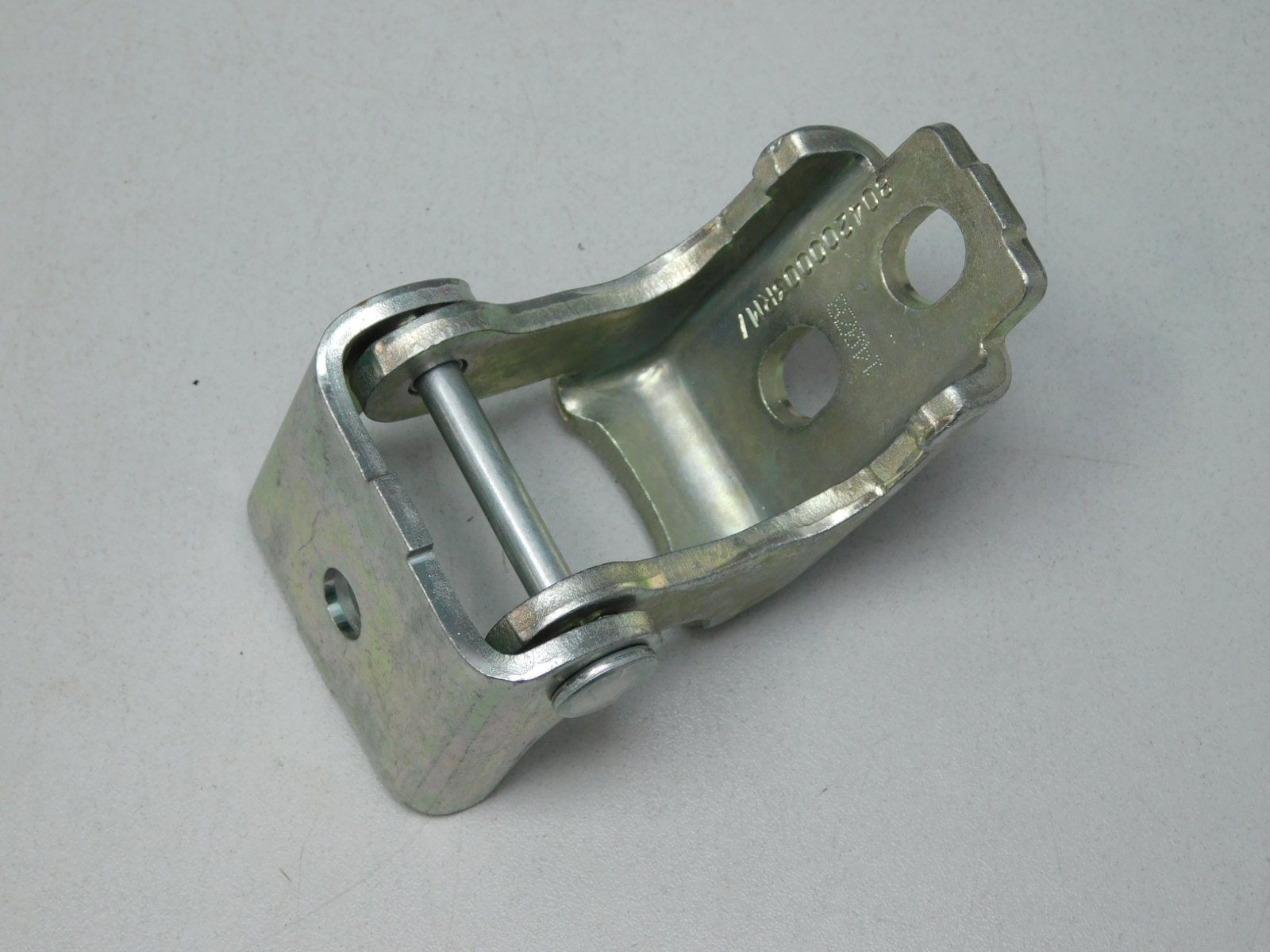 Петля двери задней левой Renault Fluence 2010>