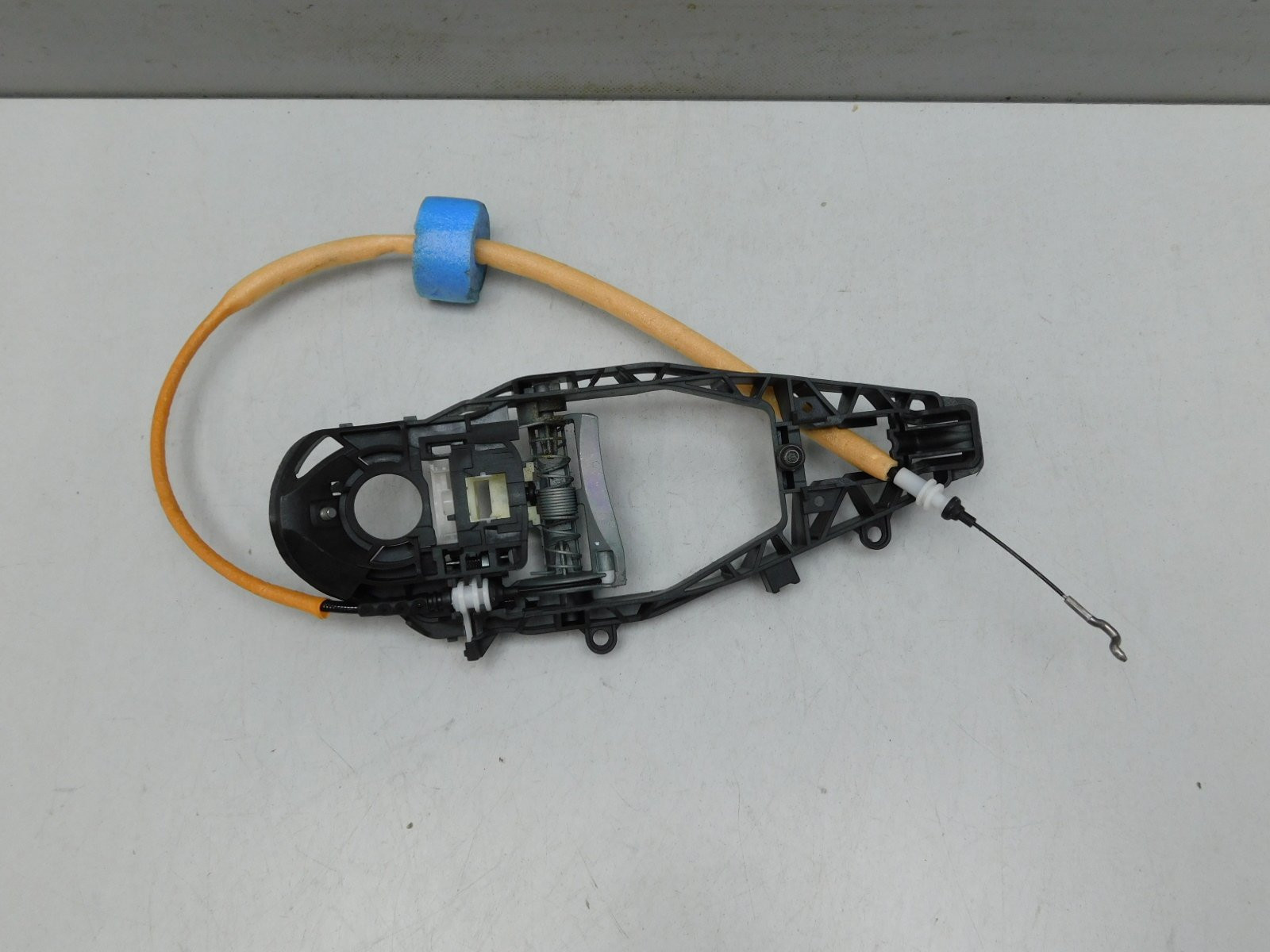 Кронштейн BMW 5-серия G30 2016>