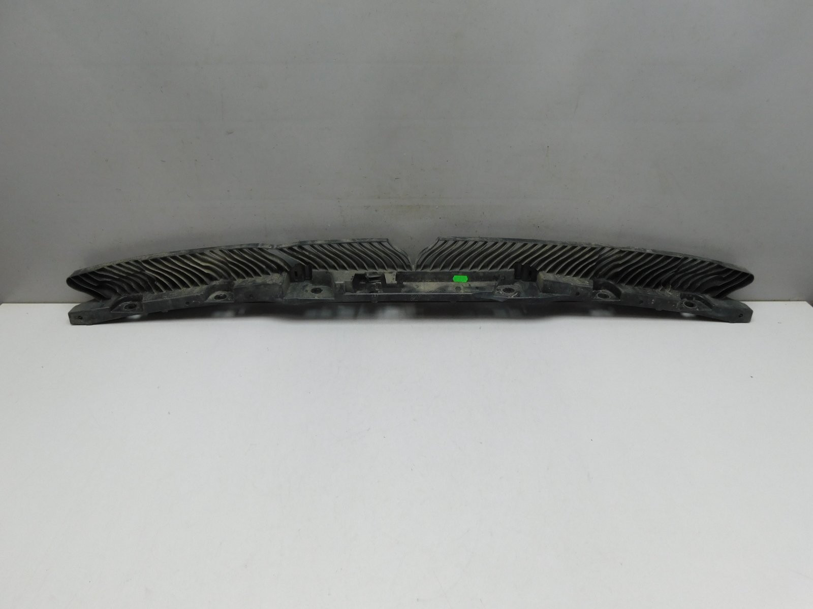 Кронштейн заднего бампера Volkswagen Tiguan 2017>