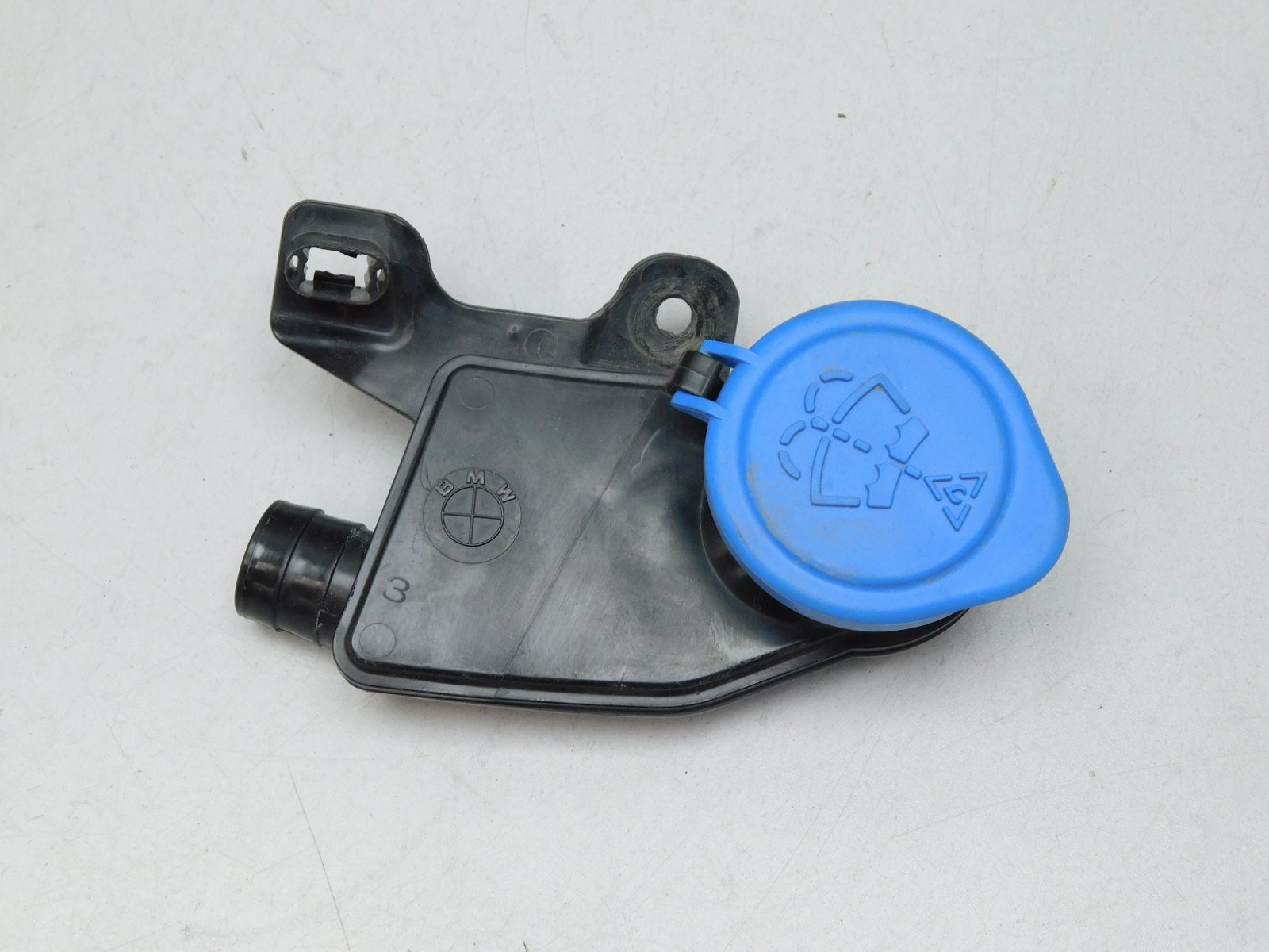 Бачок омывателя лобового стекла BMW 3-серия G20 2018>