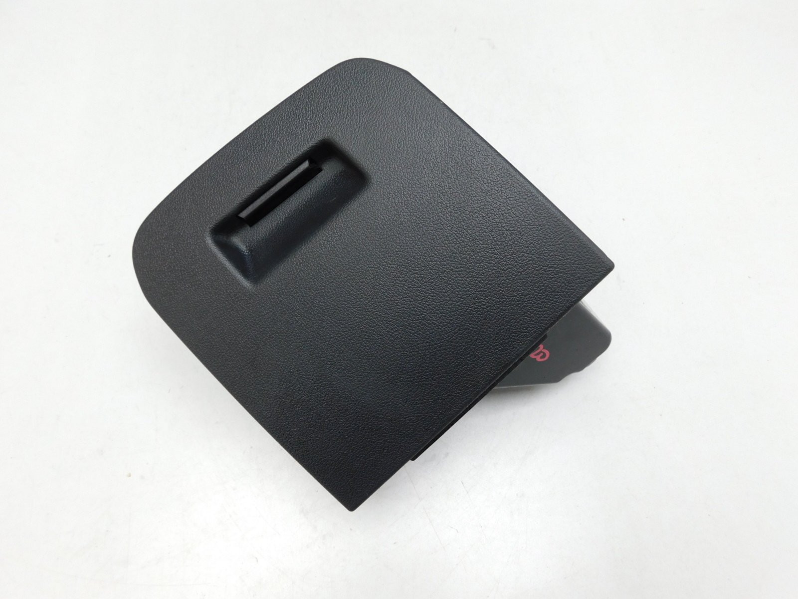 Бардачок BMW 3-серия G20 2018>