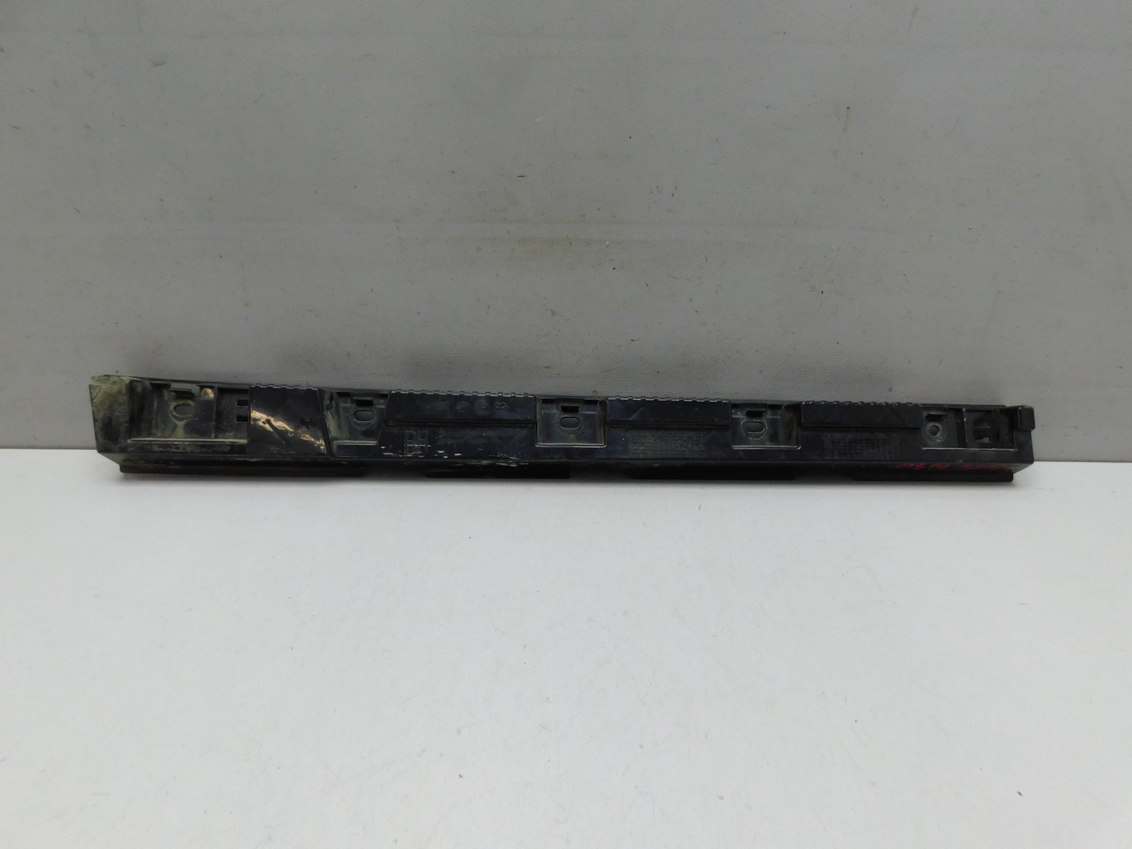 Кронштейн BMW 5-серия F10/F11 2009>