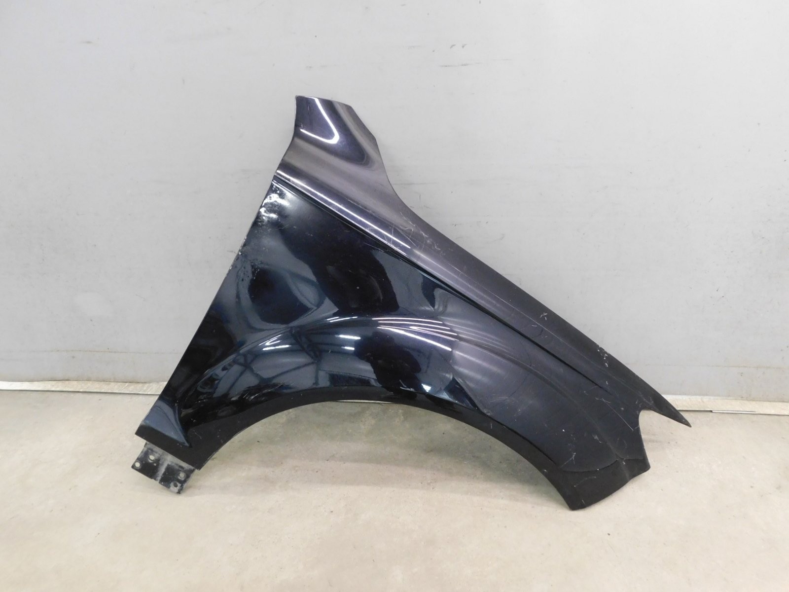Крыло переднее правое Audi Q7 [4L] 2005-2015