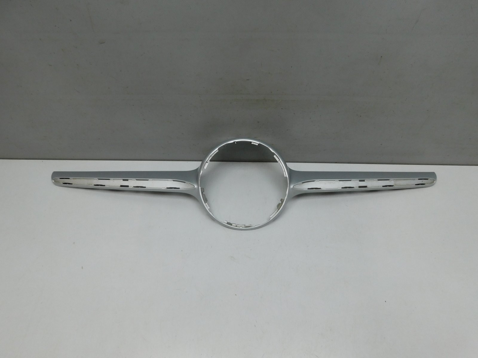 Накладка на решетку радиатора Mercedes-Benz CLA-Klasse C117 2013>