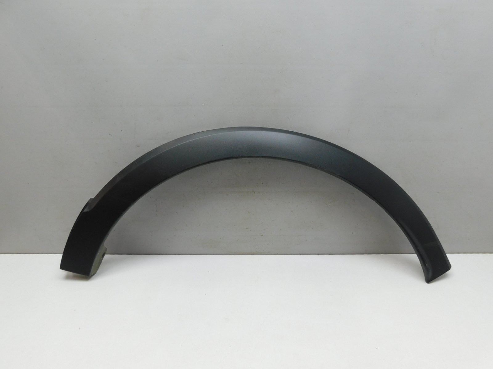 Накладка крыла заднего  левого Renault Kaptur 2016>