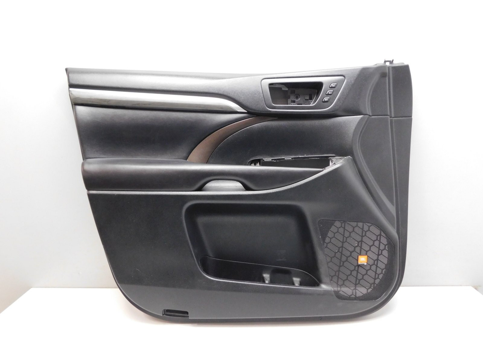 Обшивка двери передней левой Toyota Highlander III 2013>