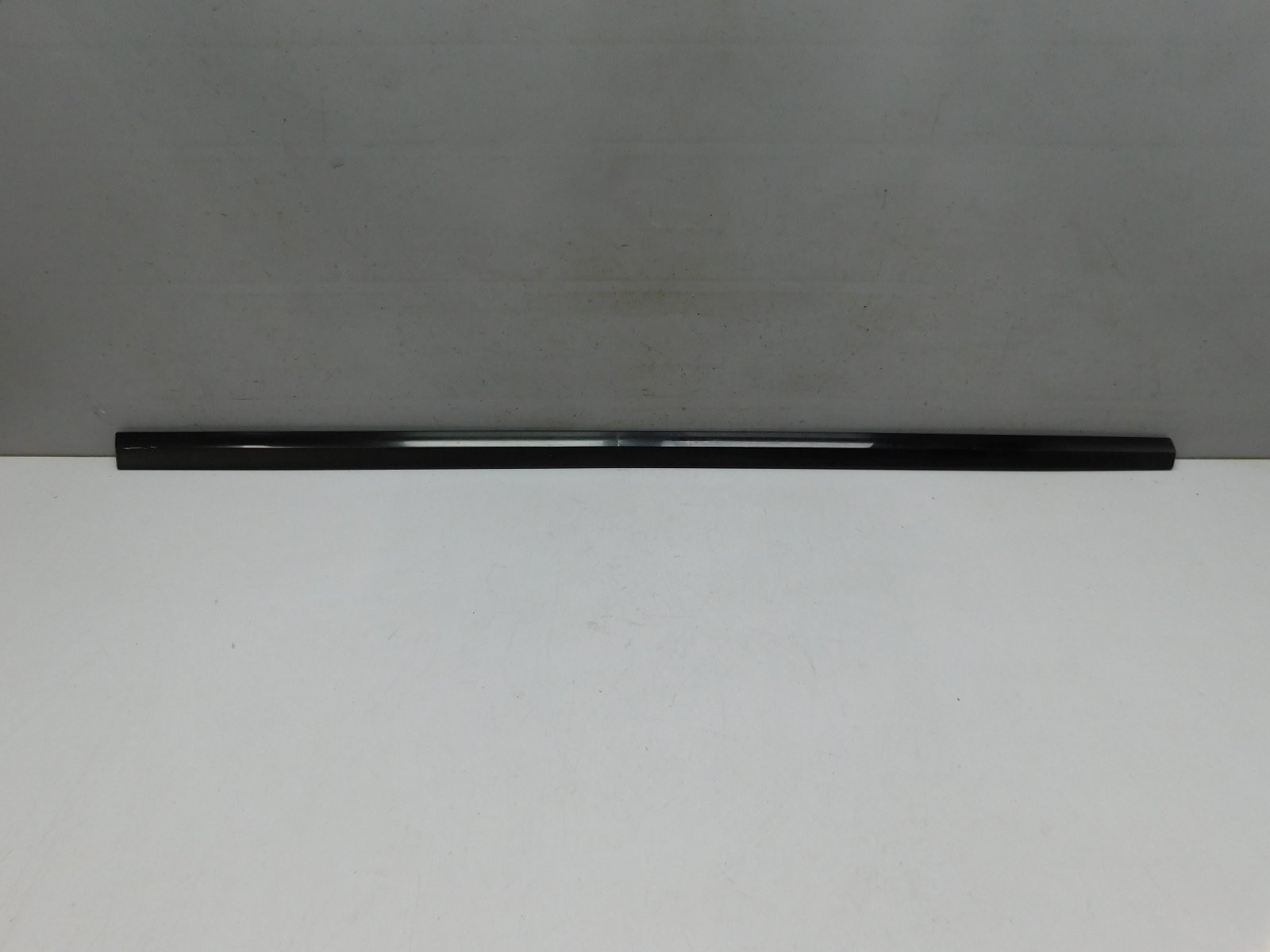 Молдинг двери передней левой BMW 7-серия G11/G12 2014>