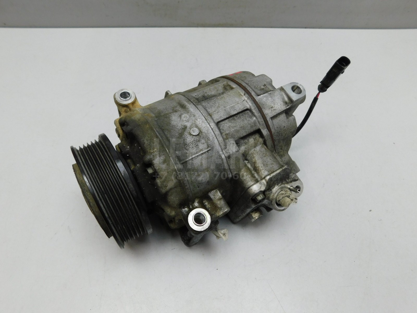 Компрессор кондиционера Volkswagen Transporter T5 2003-2015 7E0820803N