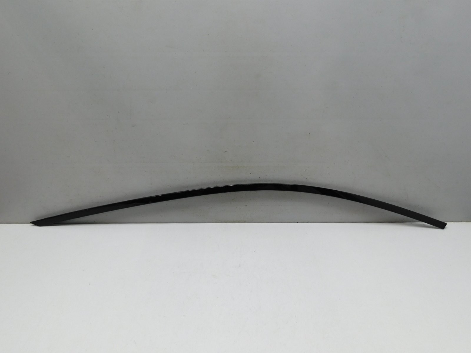 Молдинг двери передней левой BMW 7-серия G11/G12 2014>