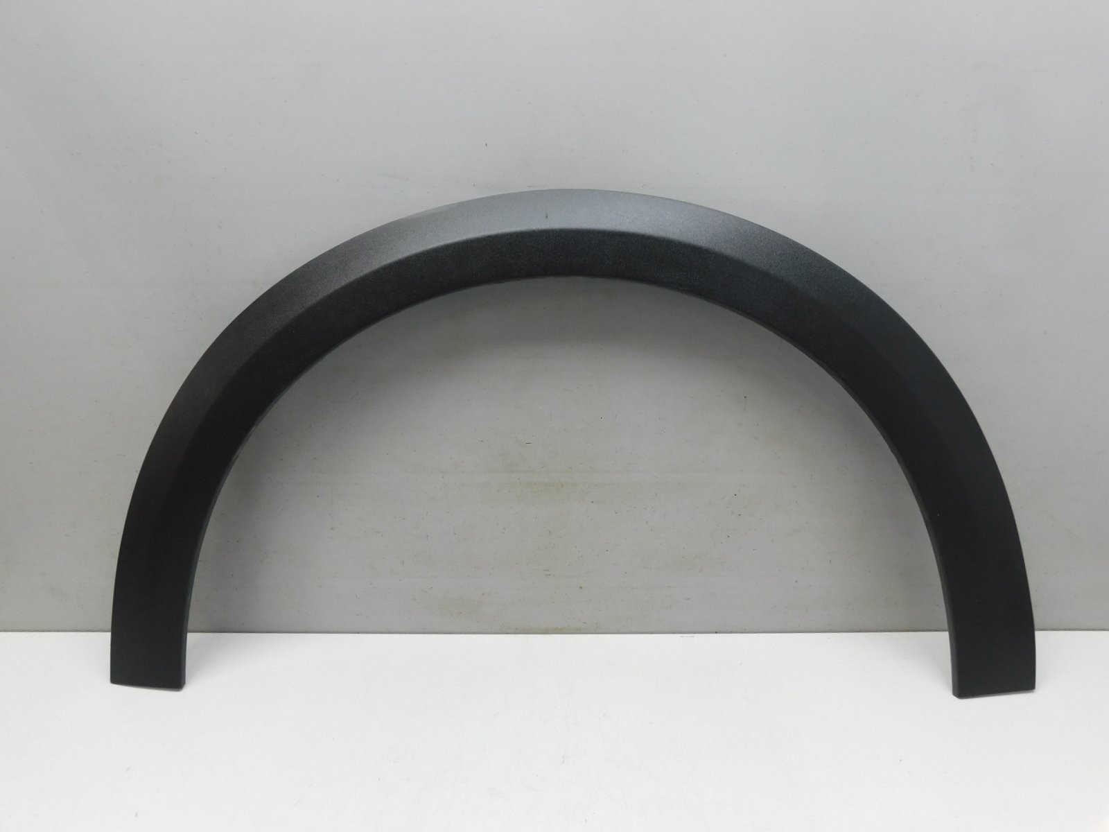 Накладка крыла переднего левого Mercedes-Benz E-Klasse W213 2016>