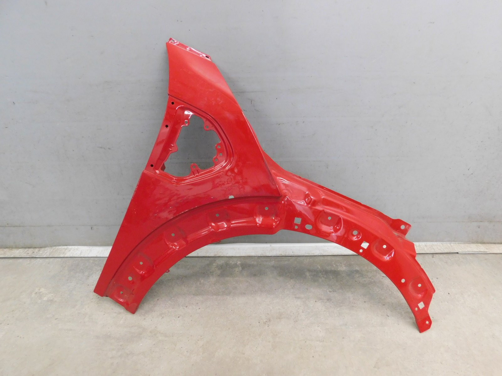 Крыло переднее правое Mini Countryman F60 2016>