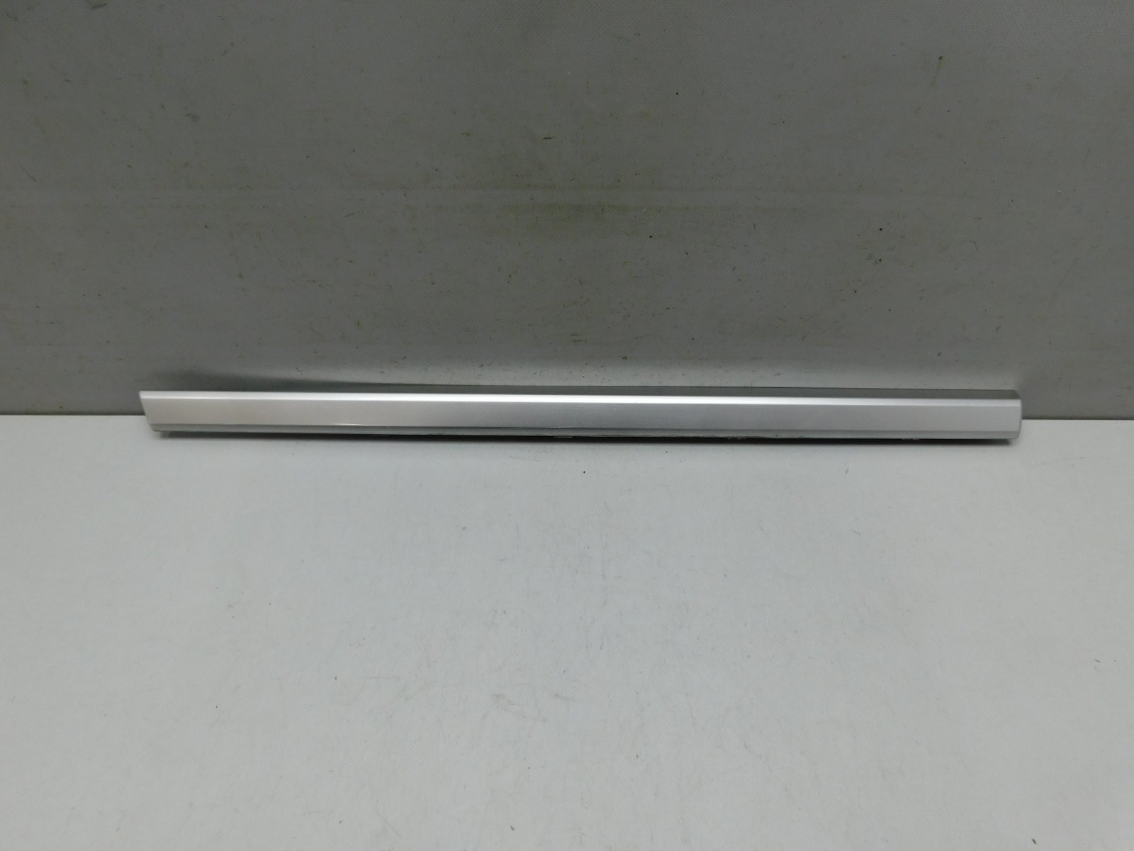 Молдинг двери задней правой Land Rover Range Rover IV 2013>