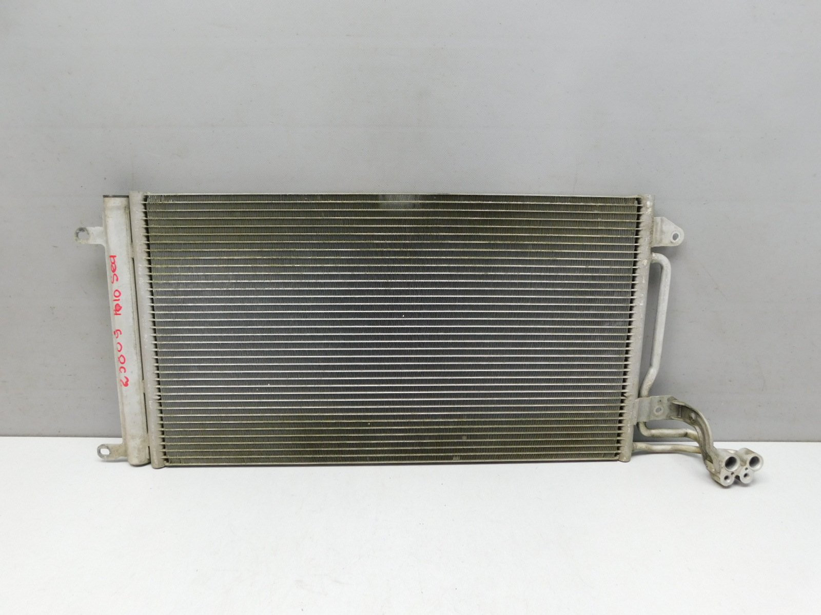 Радиатор кондиционера Volkswagen Polo Sedan 2011-2020