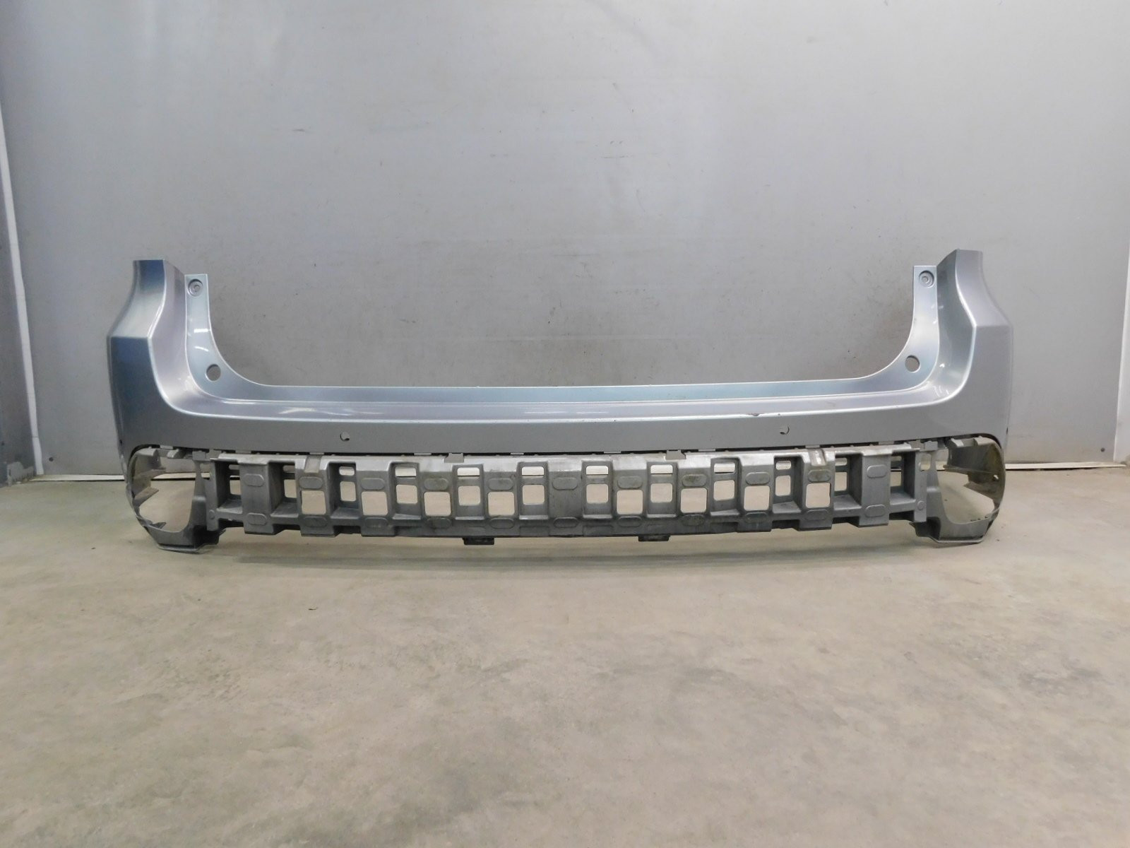 Бампер задний Toyota Highlander III 2013>