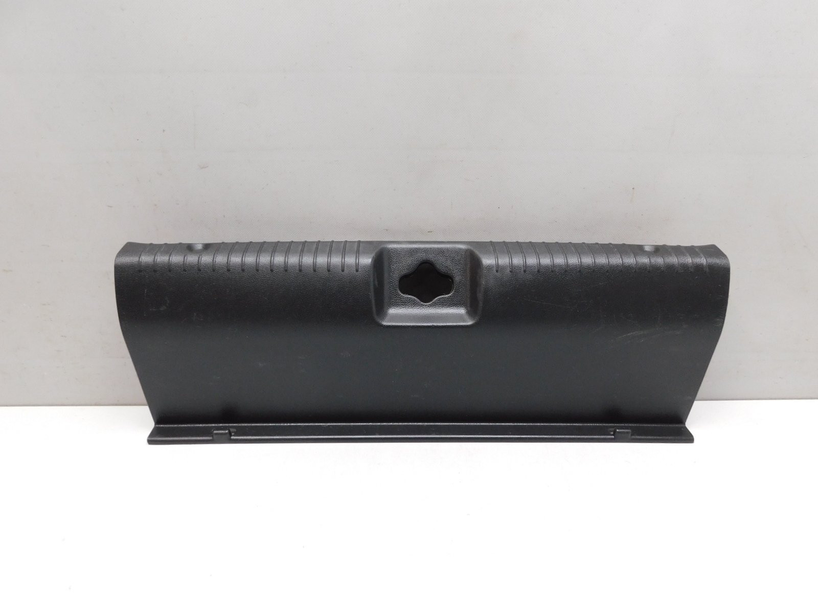 Обшивка багажника Hyundai Solaris 2010-2017