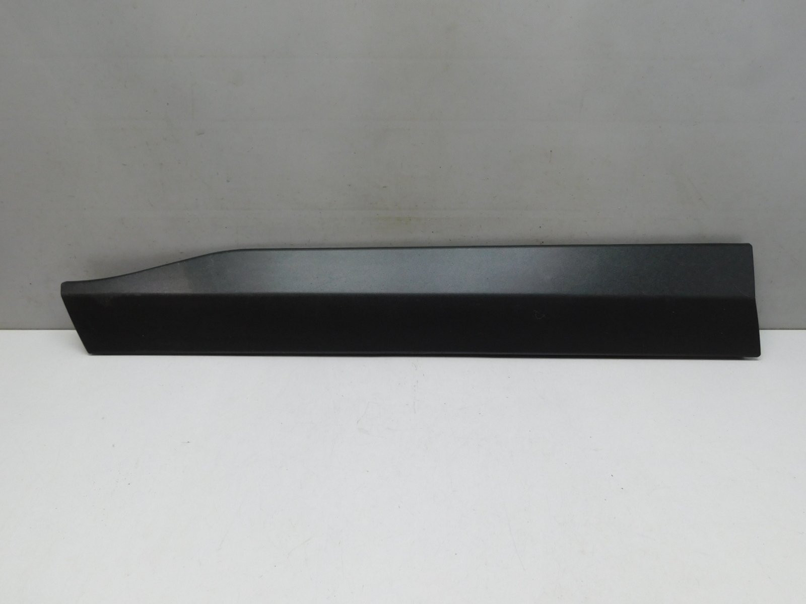 Накладка двери передней левой Toyota RAV 4 2019>