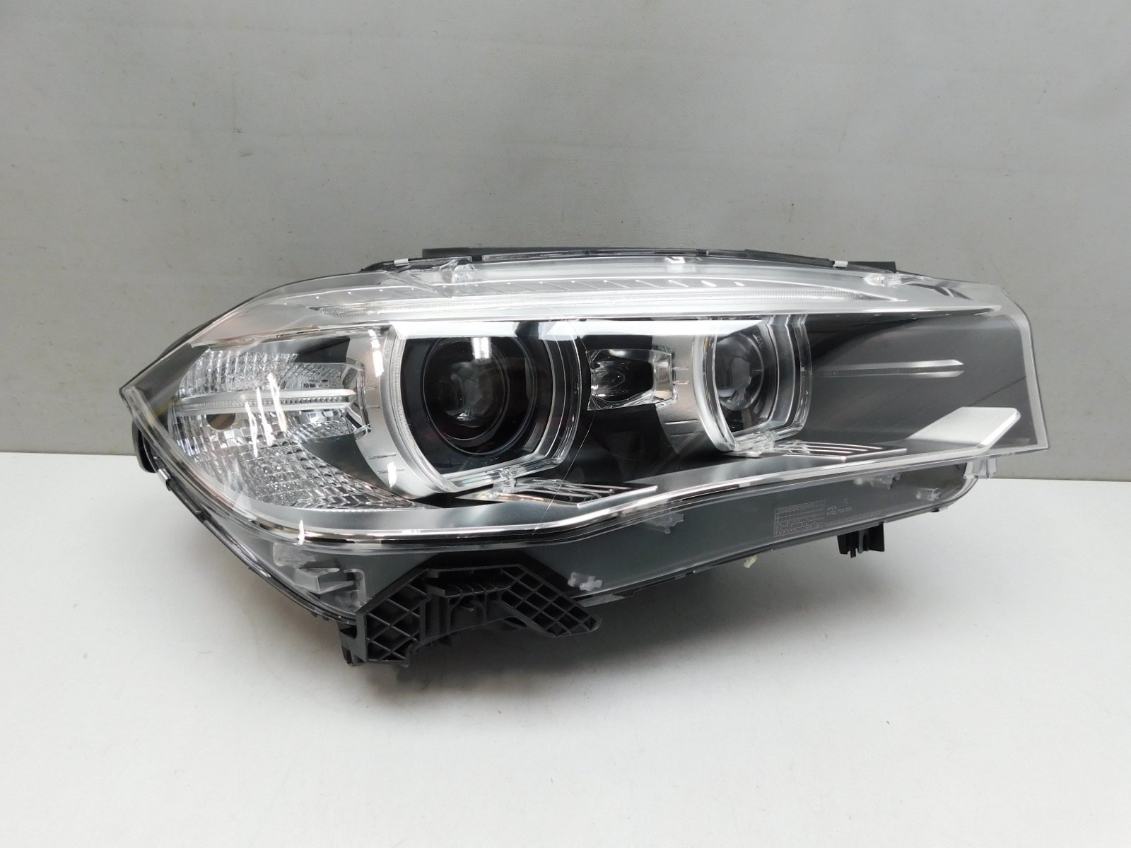 Фара правая BMW X5 F15 2013-2018