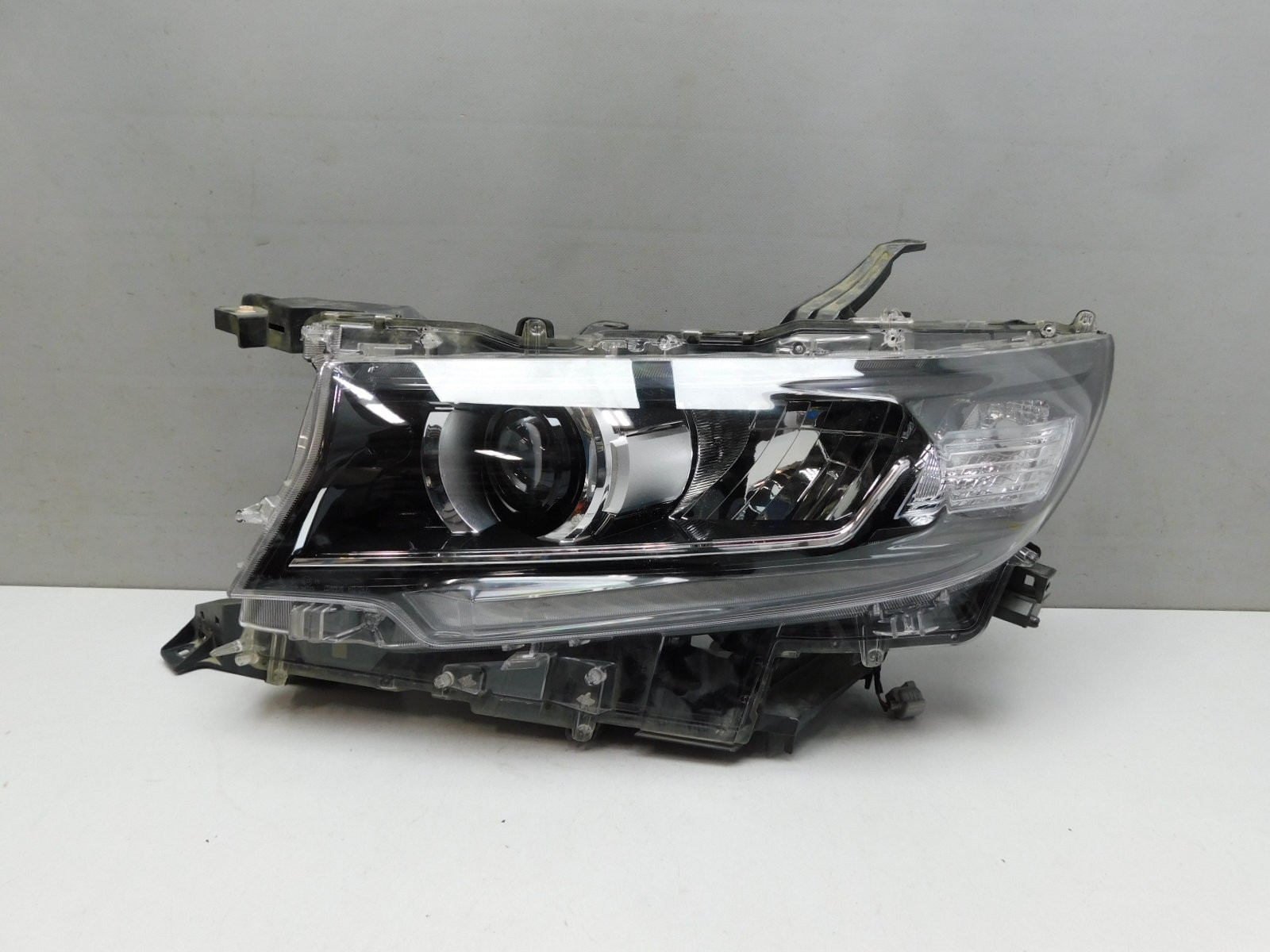 Фара левая Toyota Land Cruiser (150)/Prado 2009>