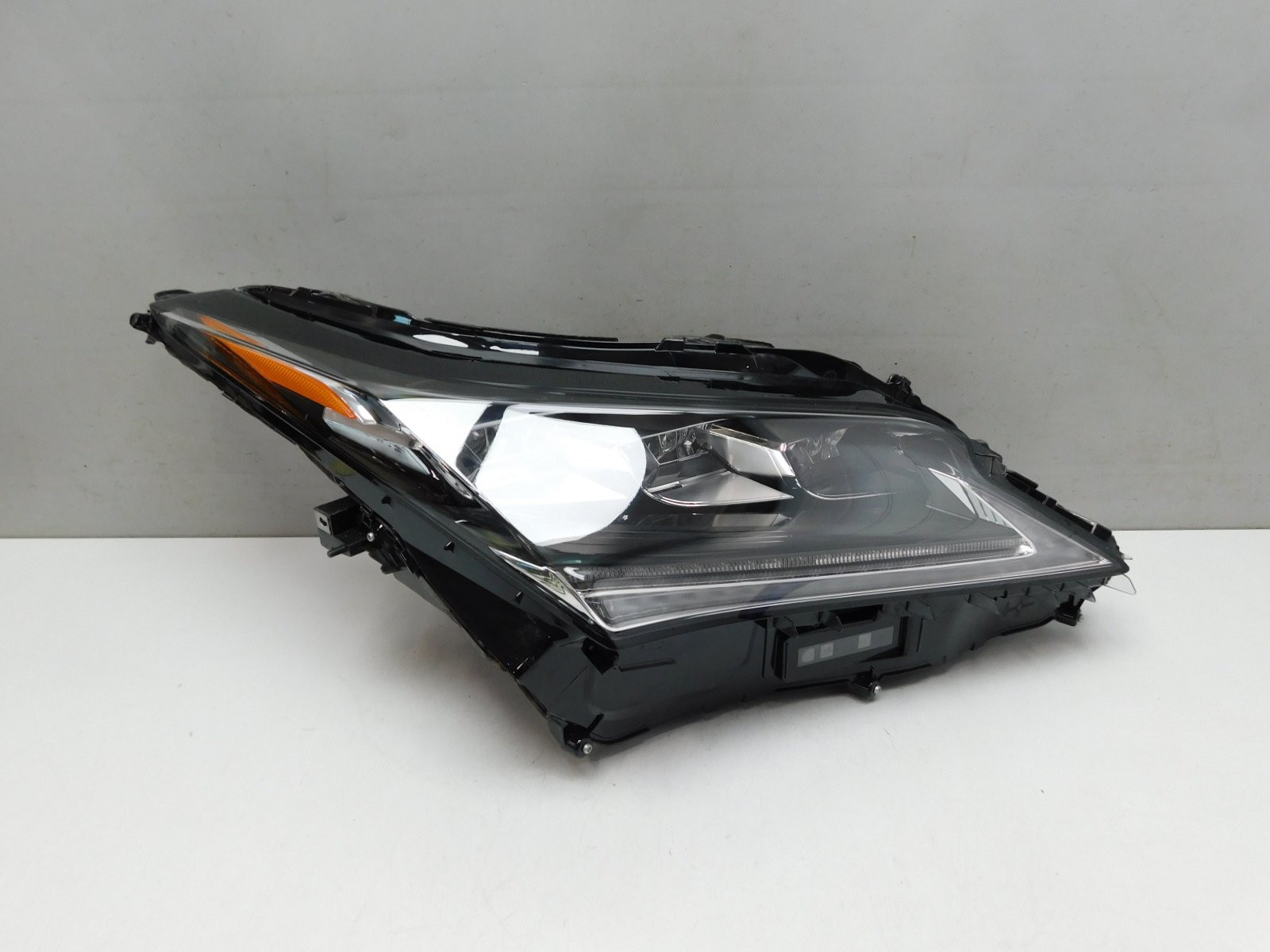 Фара правая Lexus RX IV 2015>